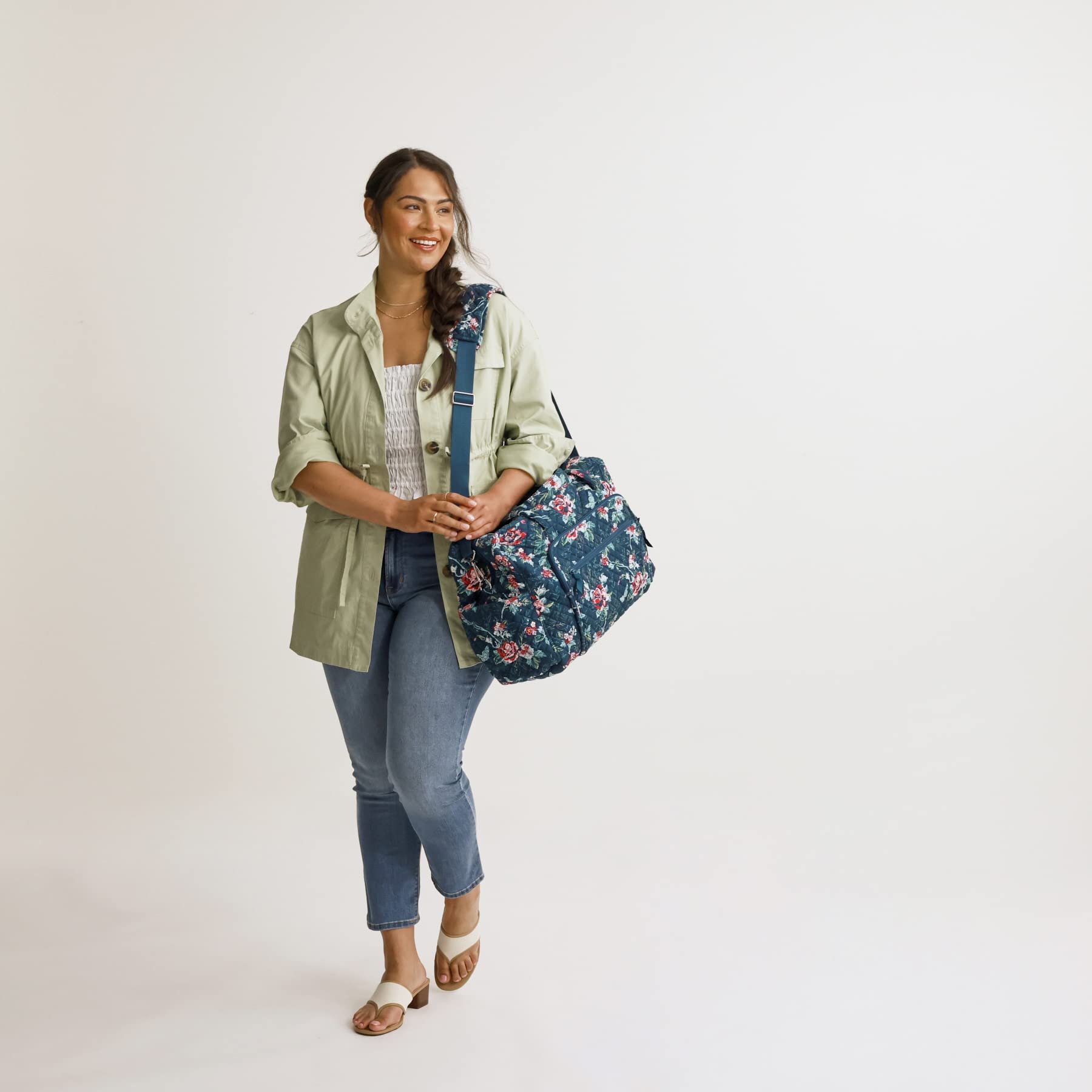 Vera Bradley Women's Cotton Weekender Travel Bag - Large Carryall Overnight Bag for Women, Perfect for Weekend Getaways, Gym, Work & Travel Accessories