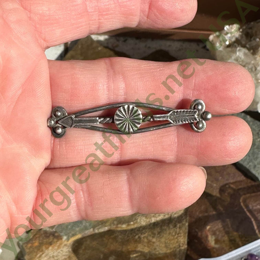 Vintage Navajo Arrow Bar Pin - Sterling Silver Fred Harvey Jewelry - Perfect for Western Fashion & Native American Style Accessories