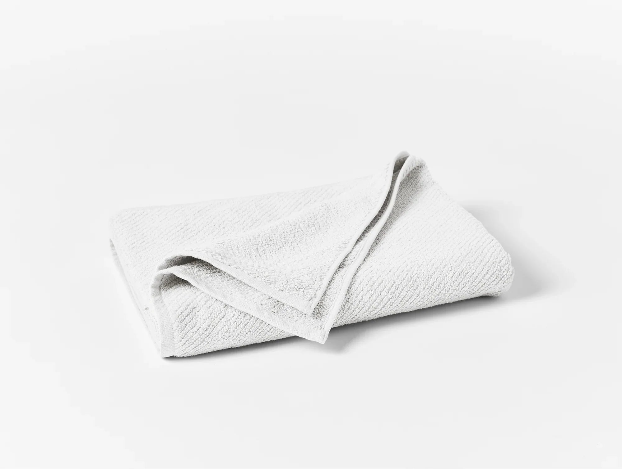 Premium Organic Cotton Bath Towels & Mats - Ultra Soft, Absorbent & Eco-Friendly for Spa, Bathroom & Beach Use