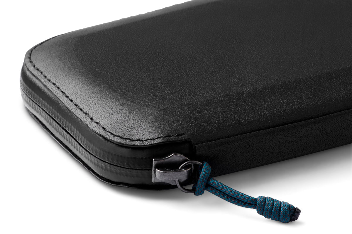 Bellroy Venture Phone Pocket - Slim & Secure Phone Holder for Everyday Carry | Perfect for Hiking, Travel & Outdoor Adventures