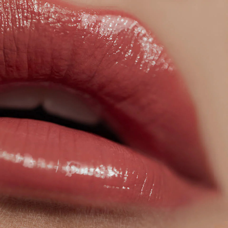 Victoria Beckham Beauty Posh Lipstick - Long Lasting Matte Lipstick, Hydrating & Non-Drying, Cruelty-Free - Perfect for Everyday Wear, Date Night & Special Occasions