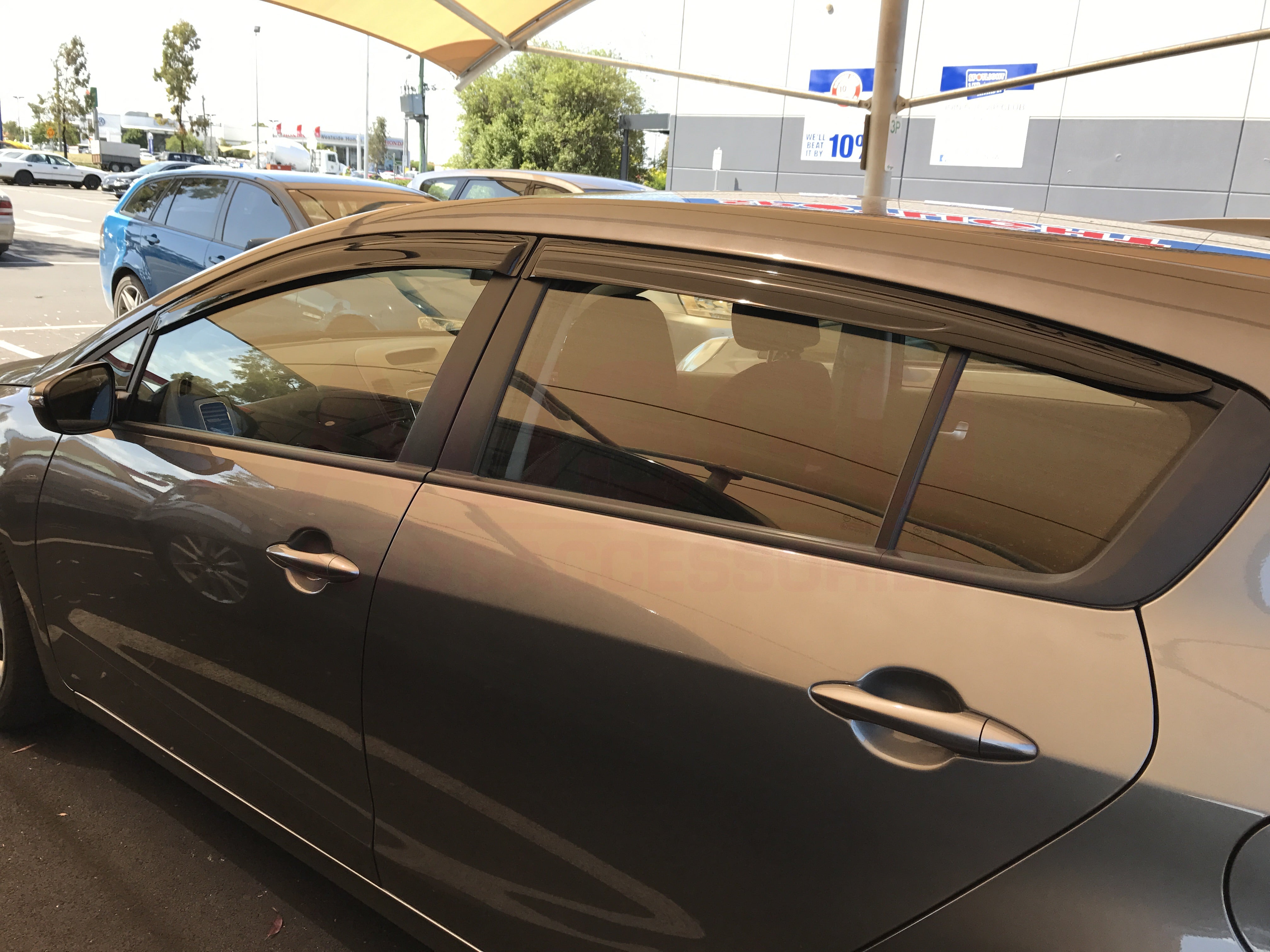 KIA Cerato YD Series Hatch Weather Shields (2013-2018) - Perfect for Rain Protection & Enhanced Style