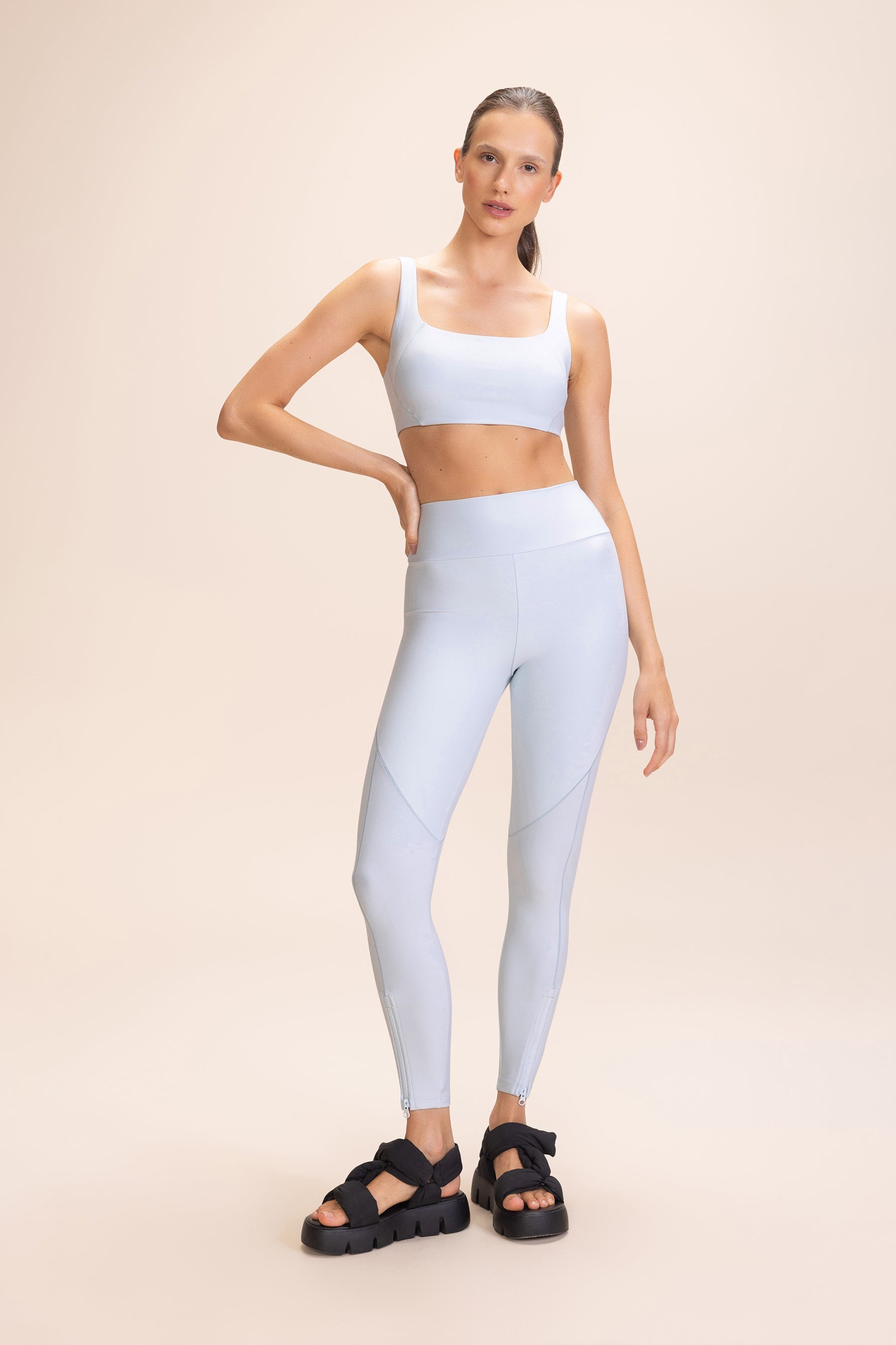 High-Quality Neoprene Leggings for Women - Comfortable & Stretchy Workout Pants for Yoga, Running & Gym - Perfect for Fitness & Active Lifestyle