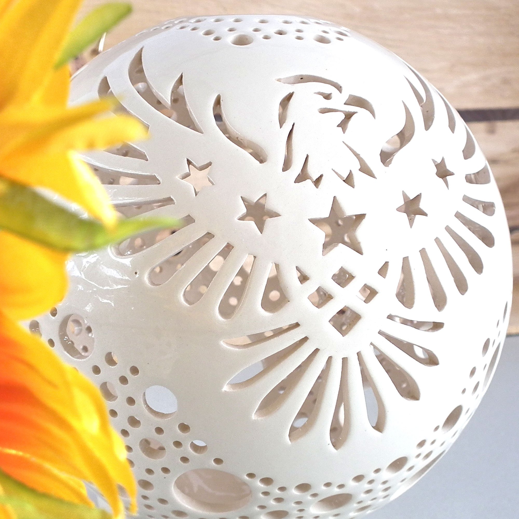 Patriotic Eagle Candle Holder - Handmade Ceramic Tealight Holder with American Flag Design, Shadow Lamp for Home Decor - Perfect for 4th of July, Memorial Day & Patriotic Themed Parties