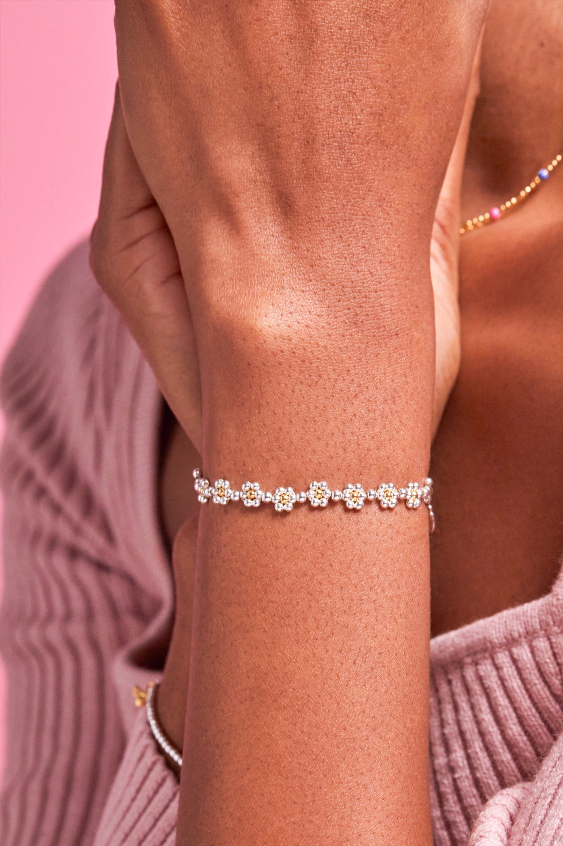 Daisy Chain Amelia Bracelet - Elegant Beaded Jewelry for Women, Perfect for Weddings, Parties & Everyday Wear