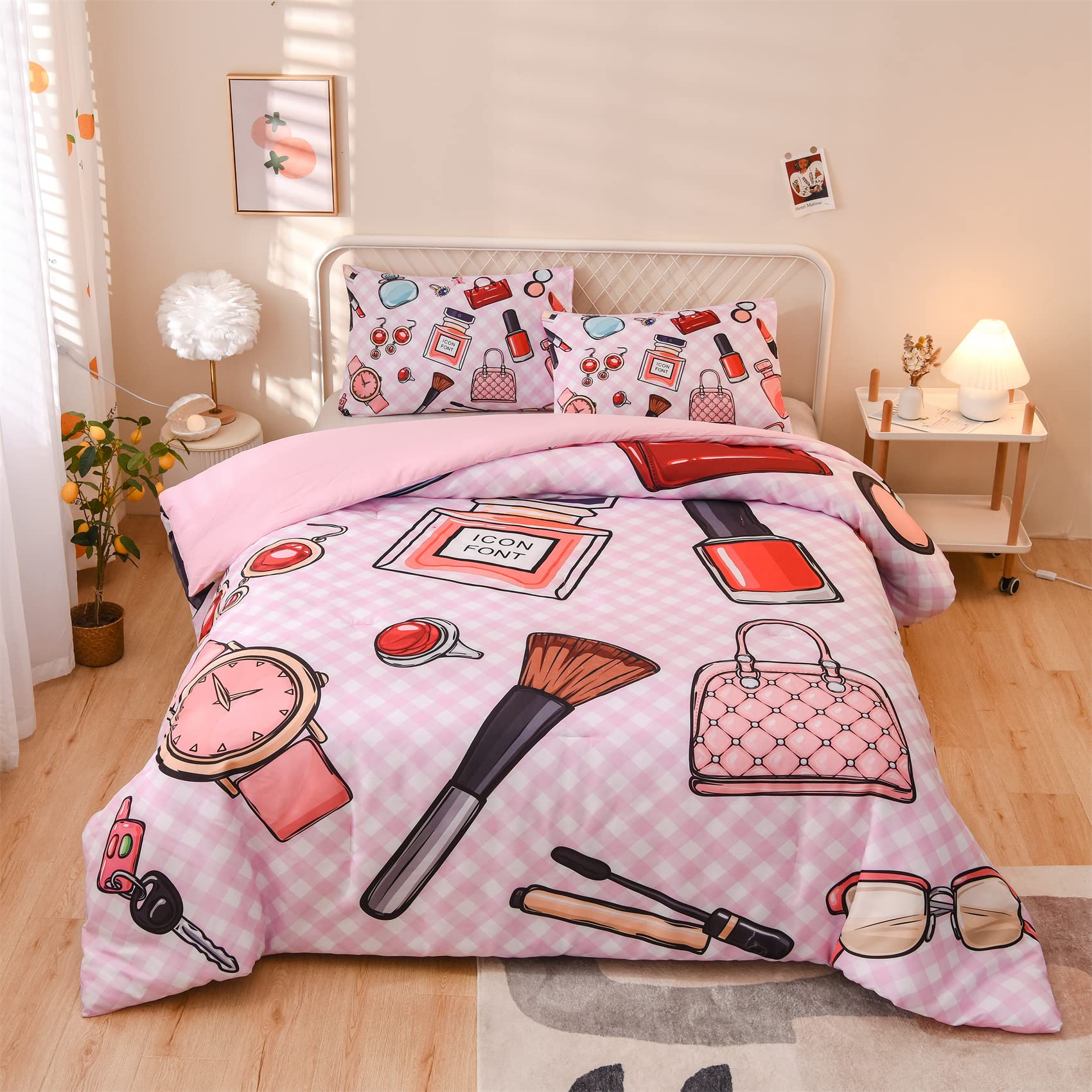 Pink Makeup Theme Quilt Set with Pillowcases - Queen Size for Girls Bedroom