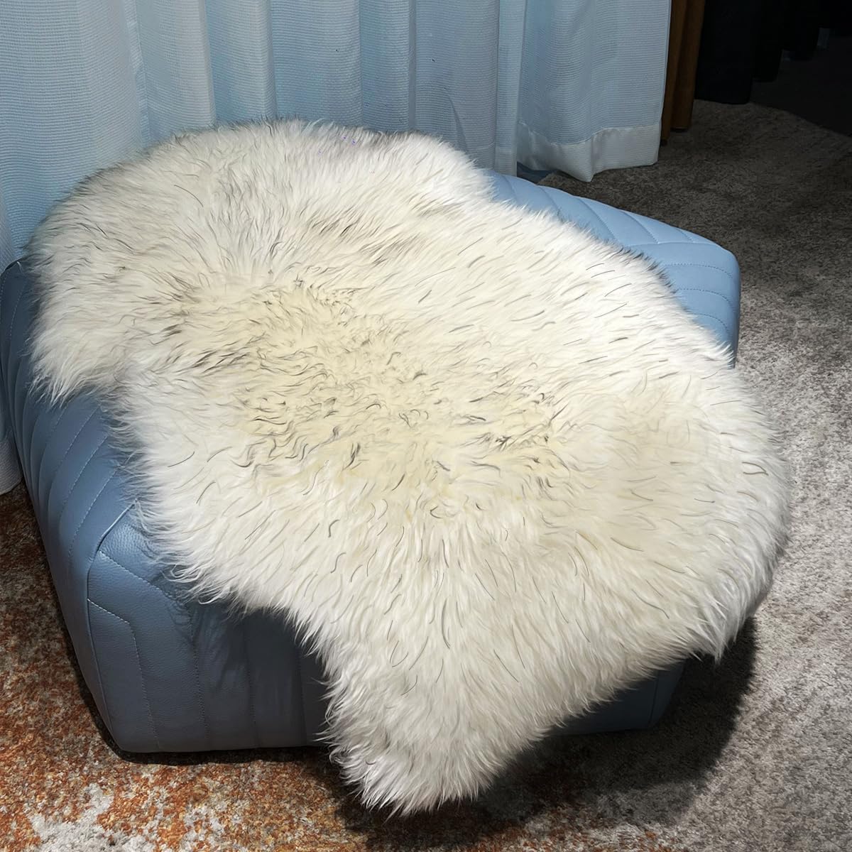 Premium New Zealand Sheepskin Rug - Soft & Fluffy for Bedroom, Living Room, Nursery | Natural Sheepskin Motorcycle Seat Cover | Medical Grade for Bed Sores | White with Gray Tips | Cozy Home Decor & Comfort Solution