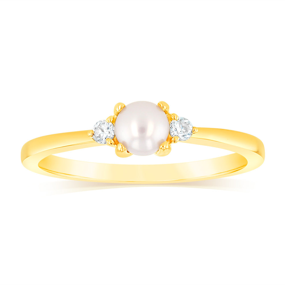 0.48 Carat Freshwater Pearl & Diamond Ring in 9K Yellow Gold - Elegant Jewelry for Weddings, Anniversaries & Special Occasions