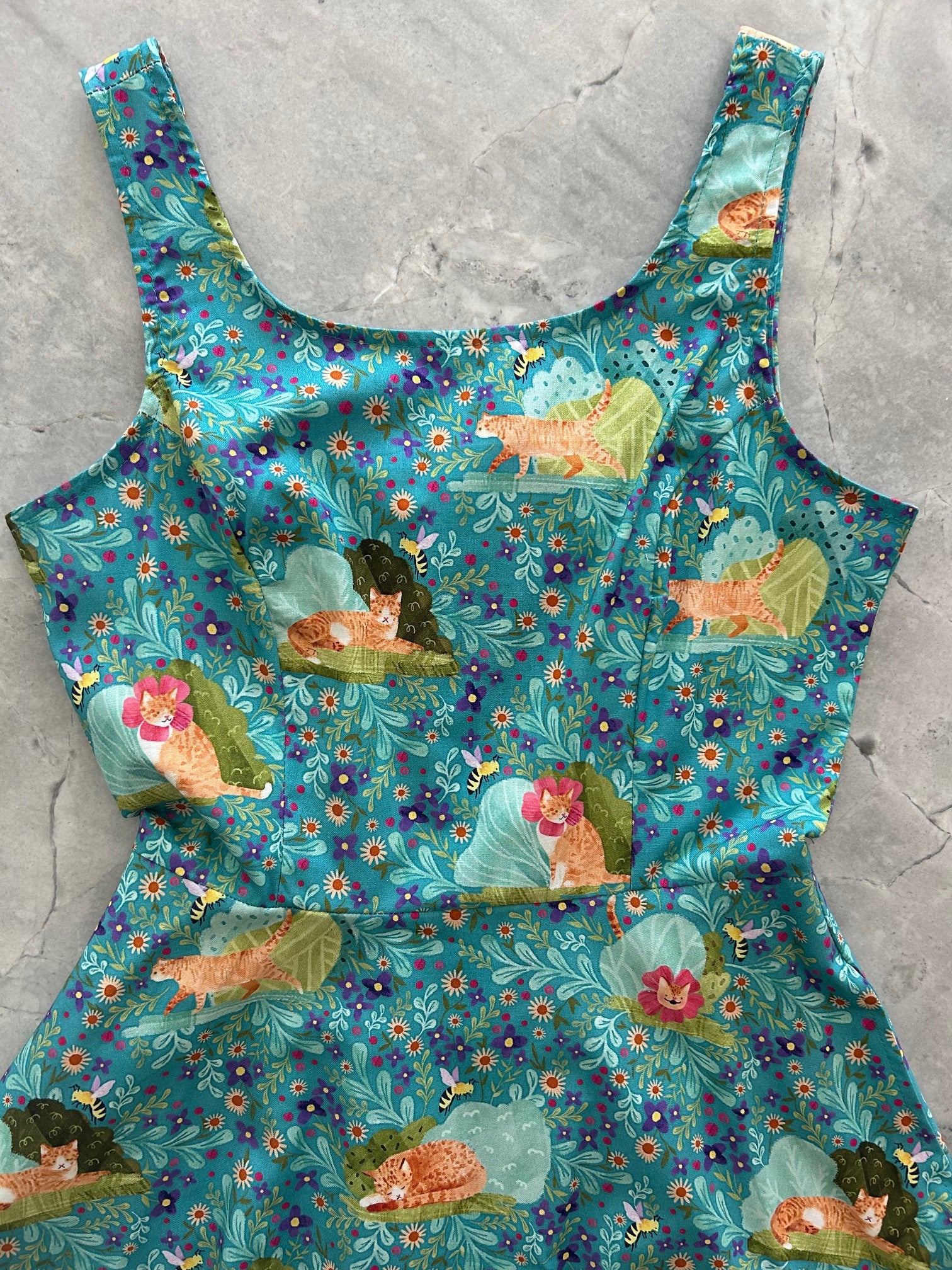 Stylish Cats Print Skater Dress for Women - Perfect for Casual Outings, Parties, and Everyday Wear