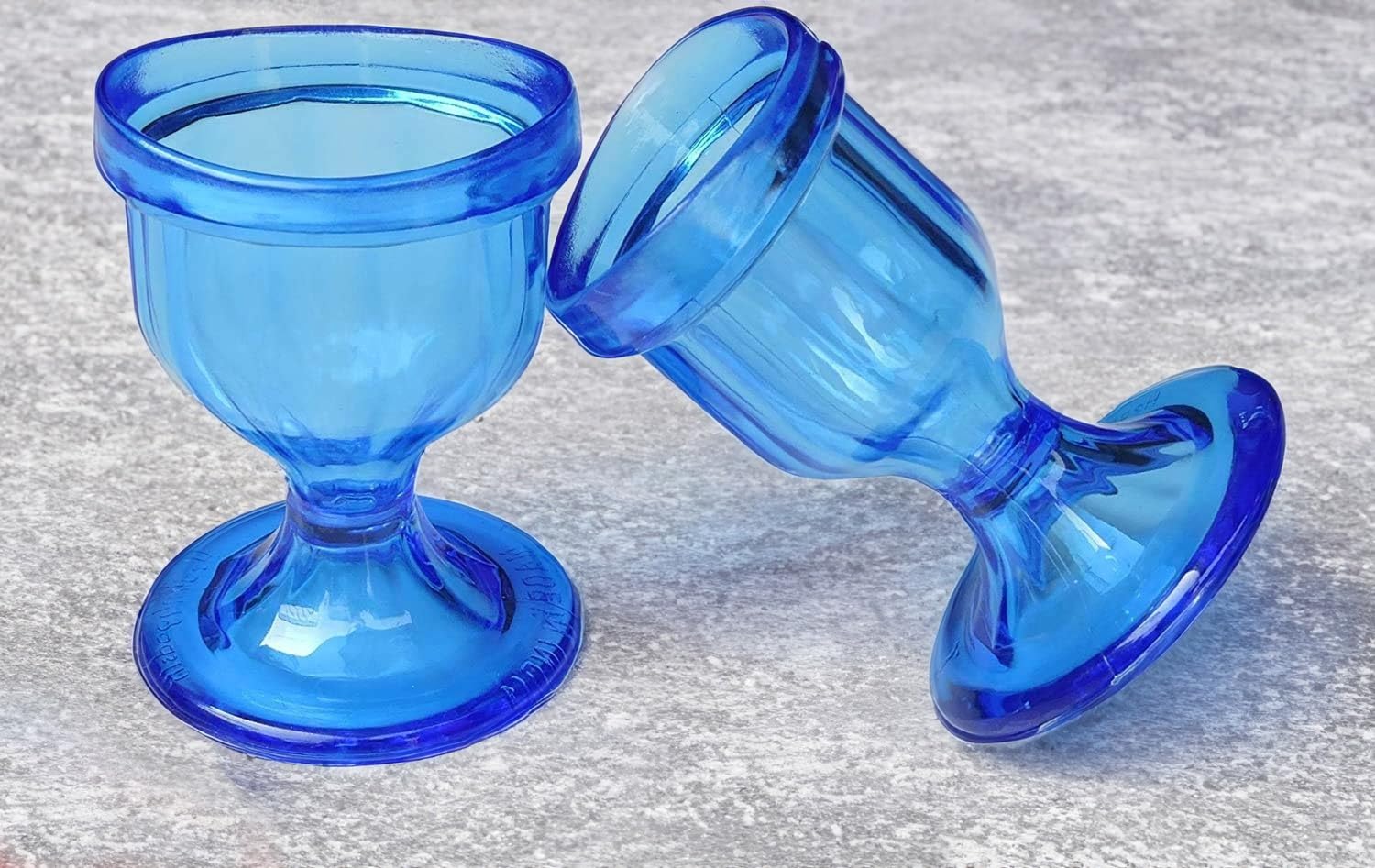 Blue Eye Wash Cups with Storage Container - Set of 2 for Eye Rinse, Cleansing, Dust & Makeup Removal - Perfect for First Aid, Contact Lens Care & Travel Use