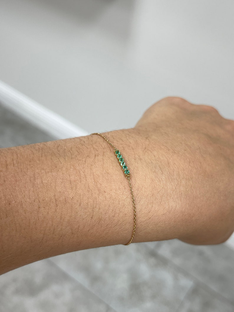 0.25tcw Natural Vivid Medium Green Round Emerald Bar Prong Set Bracelet in 14K Gold - Elegant Jewelry for Women, Perfect for Weddings, Parties & Special Occasions