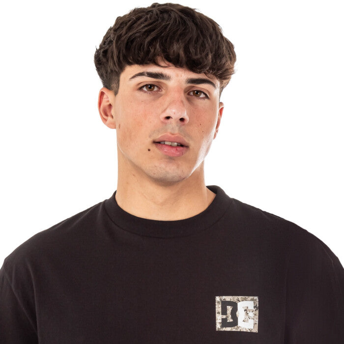 DC Men's Split Star T-Shirt (Black) - Casual Wear, Street Style & Everyday Comfort