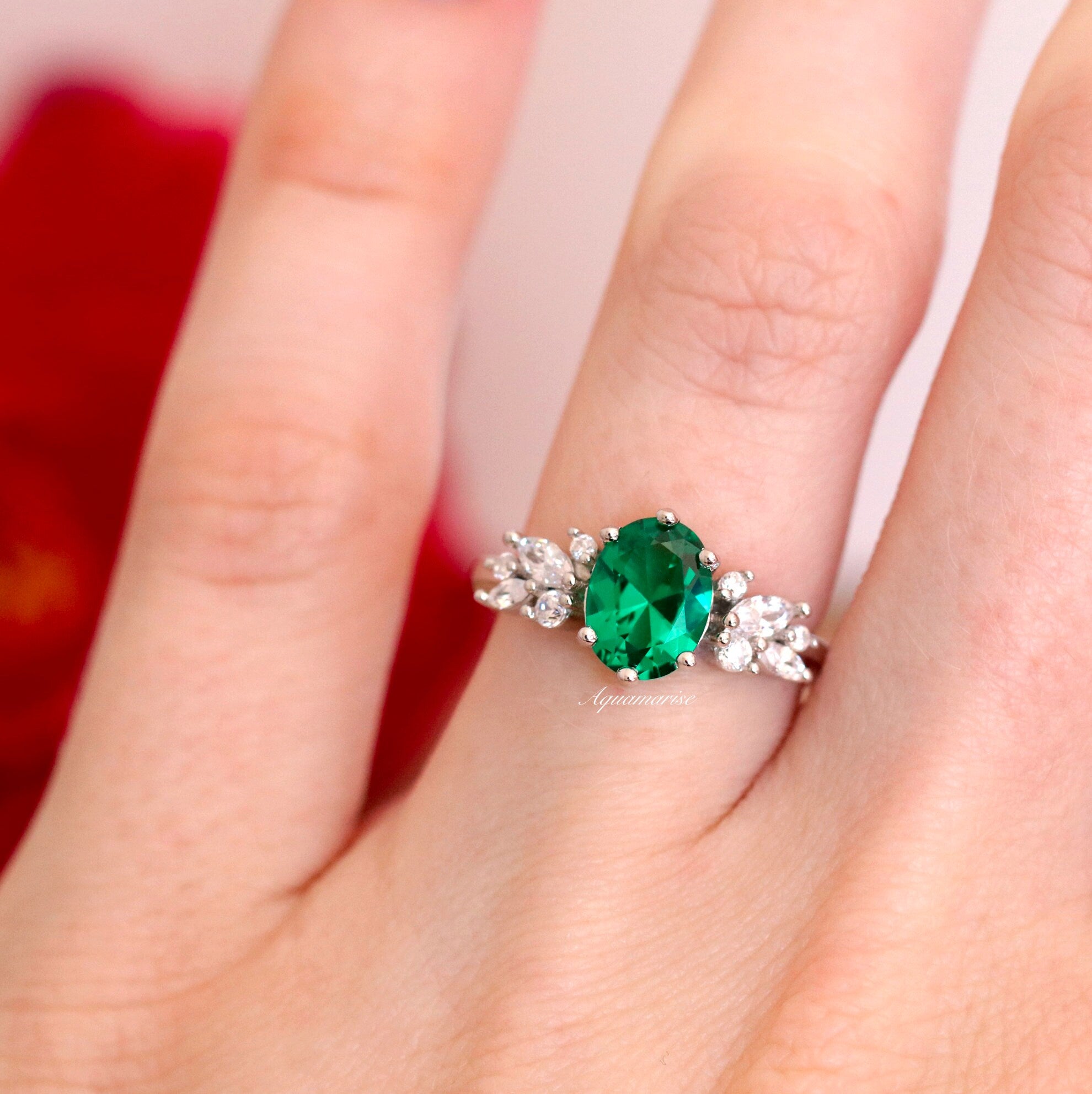 Vintage Emerald Ring for Women - Sterling Silver Jewelry, Elegant Green Gemstone Ring for Engagement, Wedding, Anniversary & Special Occasions