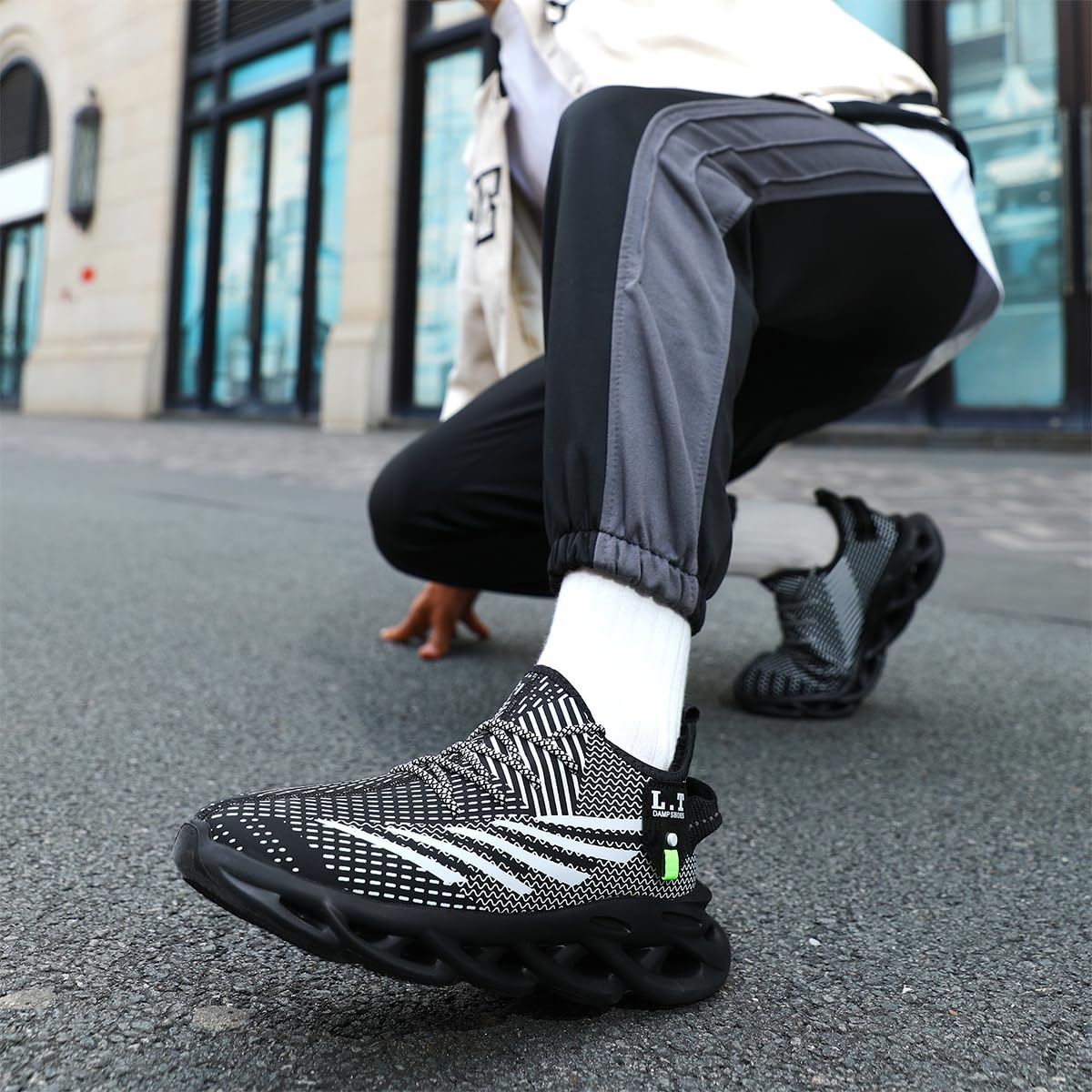 Men's Running Shoes - Lightweight Breathable Tennis Sneakers for Gym, Workout & Training - Non-Slip Comfortable Athletic Shoes for Jogging & Sports (Black) - Perfect for Outdoor Running, Gym Sessions & Daily Wear