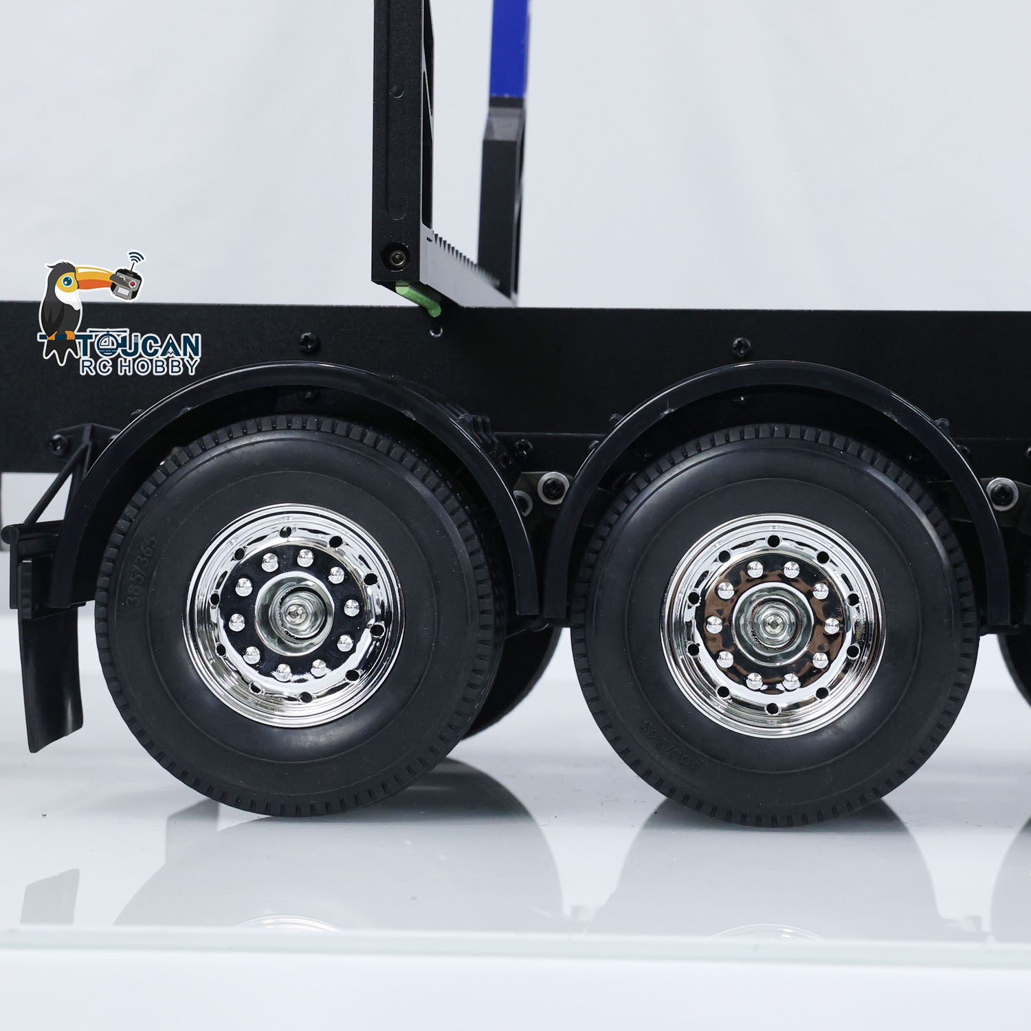 1/14 Scale TAMIYA RC Tractor & Toucan 3-Axle Timber Trailer - DIY Painted Simulation Logging Truck Model for RC Enthusiasts | Perfect for Off-Road Simulation, Construction Site Displays, and Collector Showcases