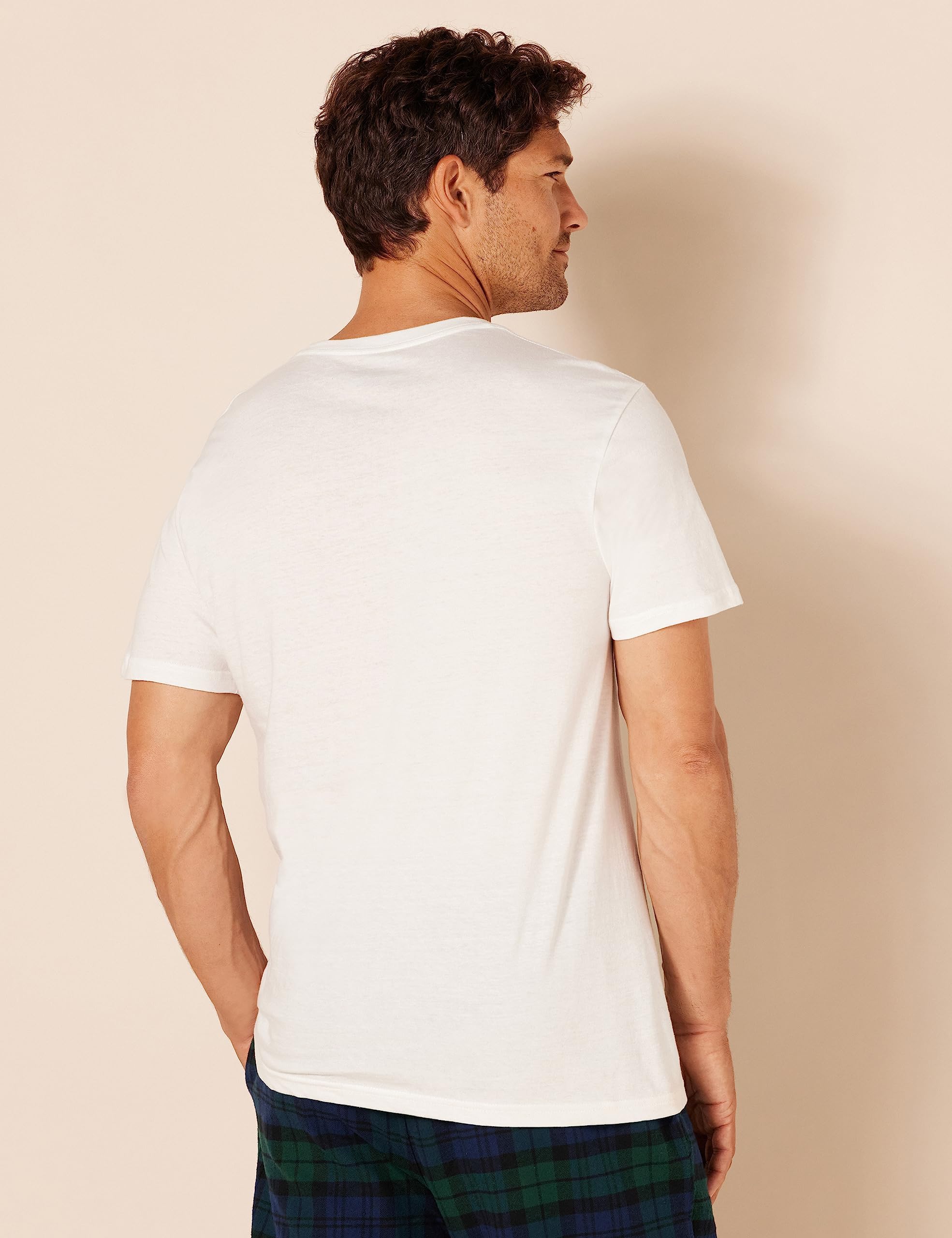 Amazon Essentials Men's Crew Neck T-Shirts 6-Pack - Soft Cotton Basic Tees for Casual Wear, Layering & Everyday Outfits - Black, White, Gray & More Colors
