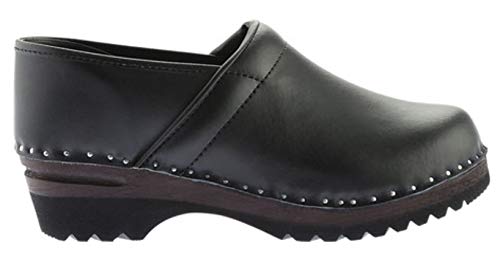 Comfortable Women's Clogs Slip-On Shoes - Breathable & Lightweight for Indoor/Outdoor Wear - Perfect for Nurses, Gardeners & Home Use