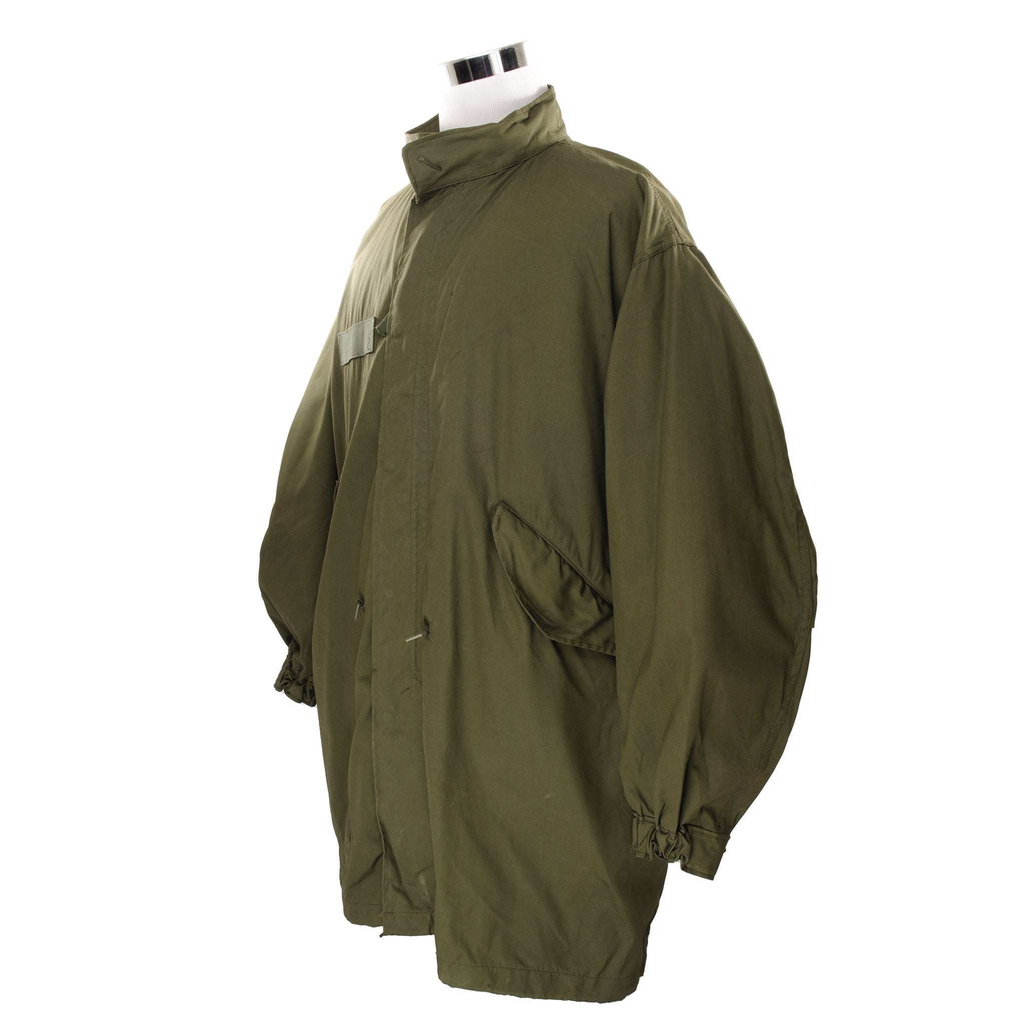 Vintage Deadstock US Army Fishtail Parka M65 1973 Vietnam War Jacket with Liner - Medium Size NOS | Military Surplus Outerwear for Collectors & Outdoor Enthusiasts