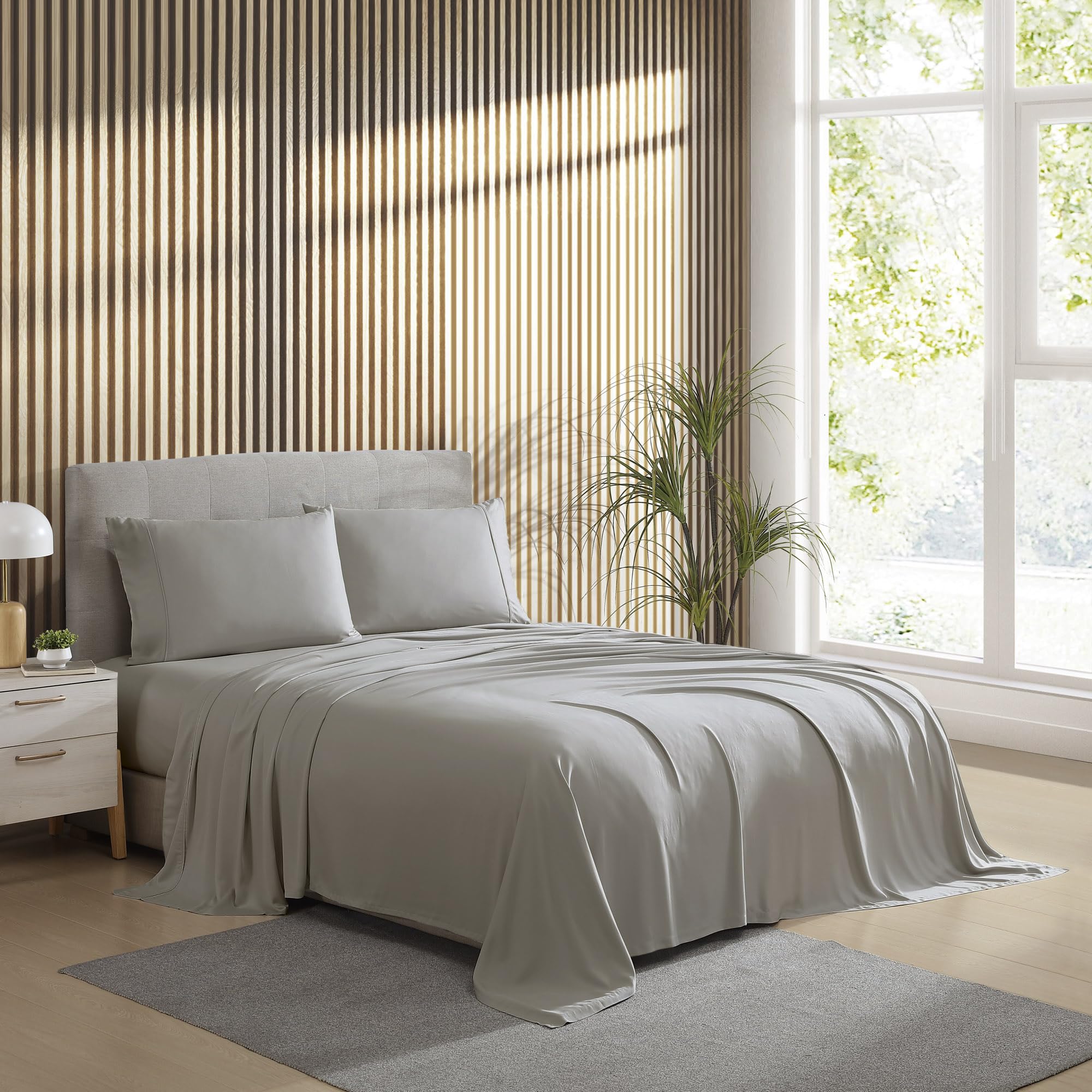 Brielle Home Viscose Bamboo Cooling Super Soft Sateen Sheet Set - California King Size, Charcoal Gray - Breathable & Hypoallergenic Bedding for Hot Sleepers & All Seasons Comfort