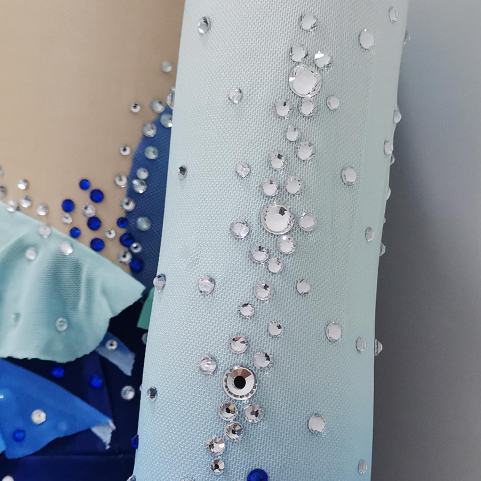 LIUHUO Girls Dance Dress with Gradient Blue Gems - Competition Performance Wear, Ice Skating Costume for Ballet, Gymnastics & Stage Shows