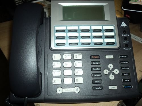 IP Phone IP710 - VoIP Business Phone with HD Voice, Call Forwarding & Conference Calling | Ideal for Office, Home Office & Remote Work