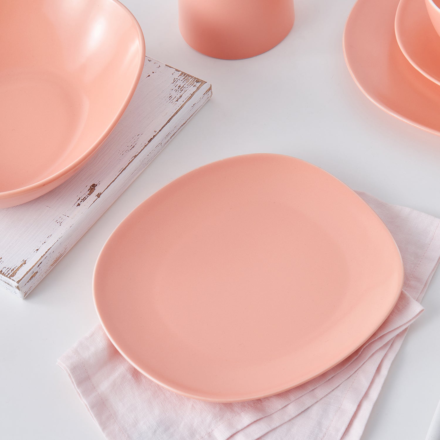 Delilah Porcelain Dinner Plate Set - 6-Piece Elegant Bone China Plates for Fine Dining, Parties & Home Decor