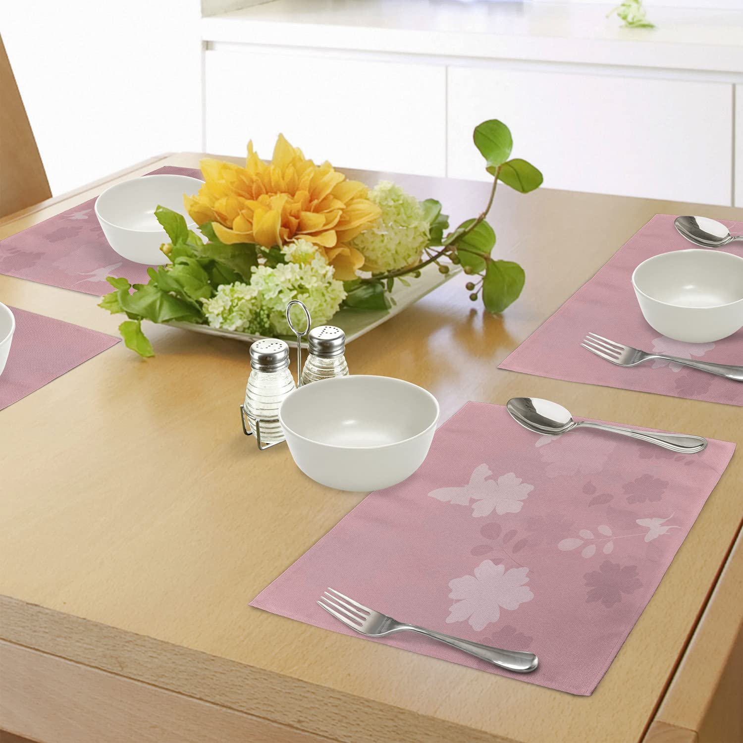 Ambesonne Rose Placemats Set of 4 - Floral Butterfly Design Washable Fabric Table Mats for Dining Room & Kitchen Decor - Spring Nature Theme Home Decor - Perfect for Dinner Parties, Holiday Gatherings & Everyday Use
