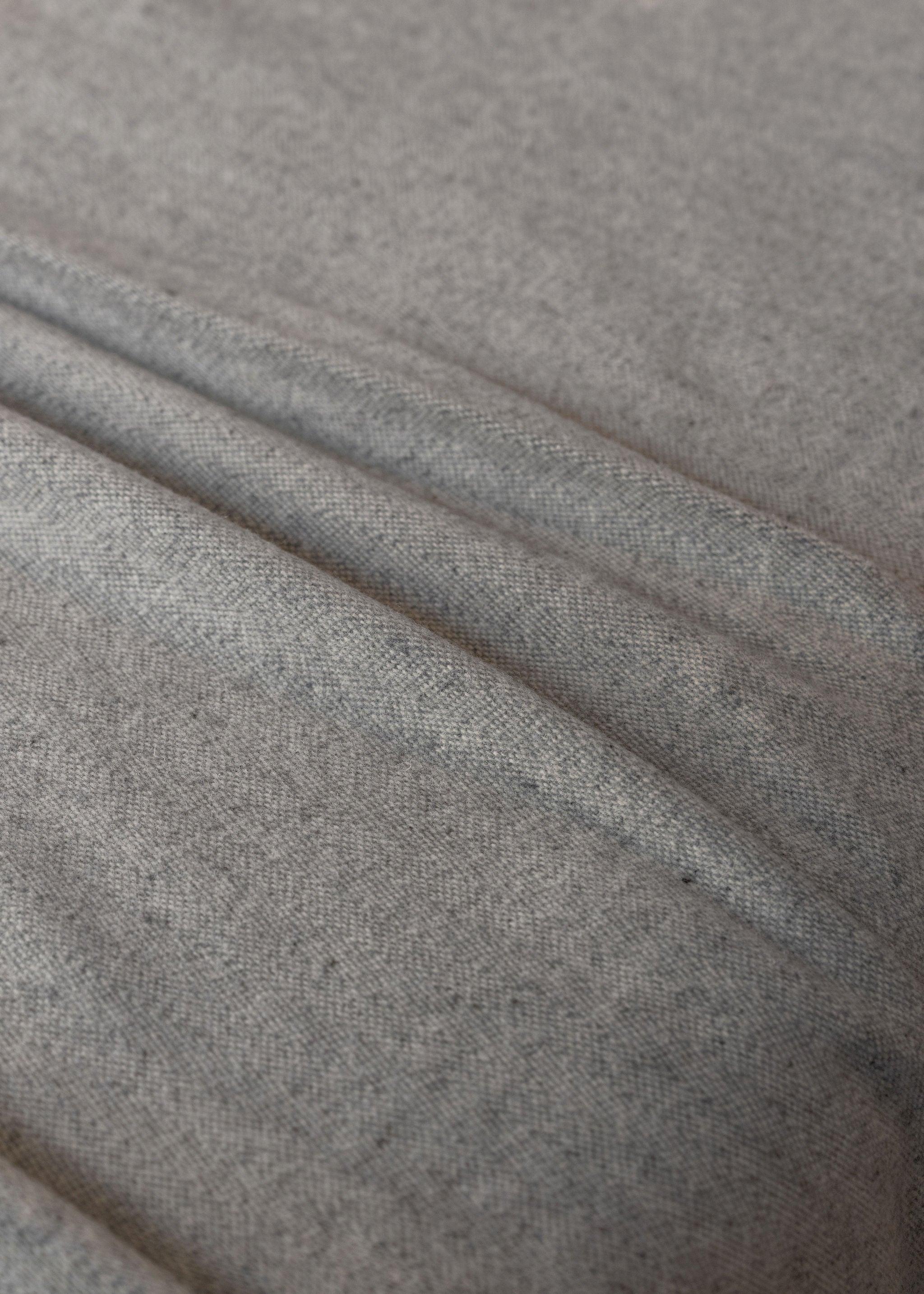 Serra da Estrela Wool Throw Blanket & Bed Cover - Pale Grey | Soft Warm Winter Bedding for Cozy Home Decor & Gift