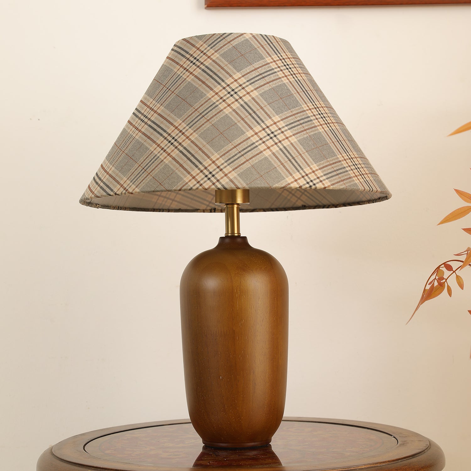 Modern Clara Table Lamp - Stylish LED Bedside Lamp for Bedroom, Living Room & Office - Adjustable Brightness & Warm White Light - Perfect for Reading, Relaxing & Decorating