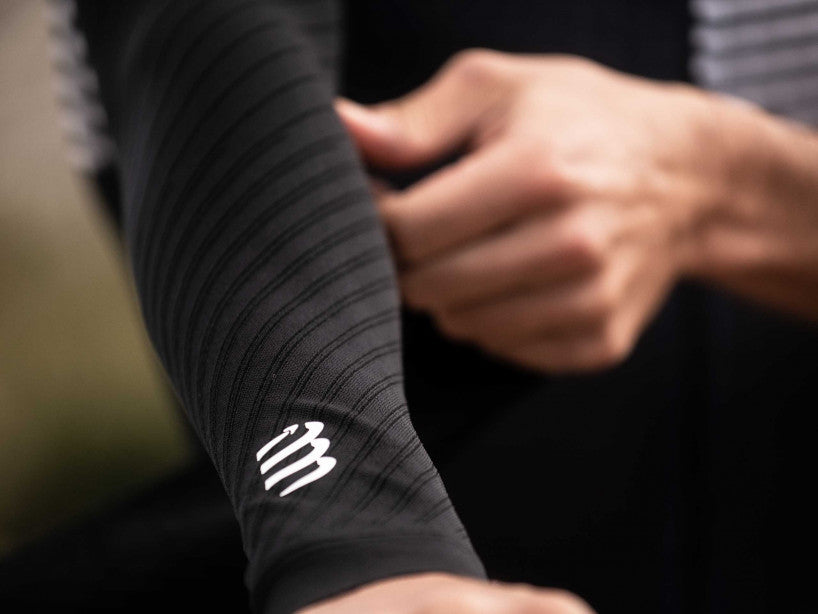 Compressport Unisex Arm Force Ultralight Running Arm Sleeves - Black | UV Protection & Muscle Support for Marathon, Cycling & Outdoor Sports