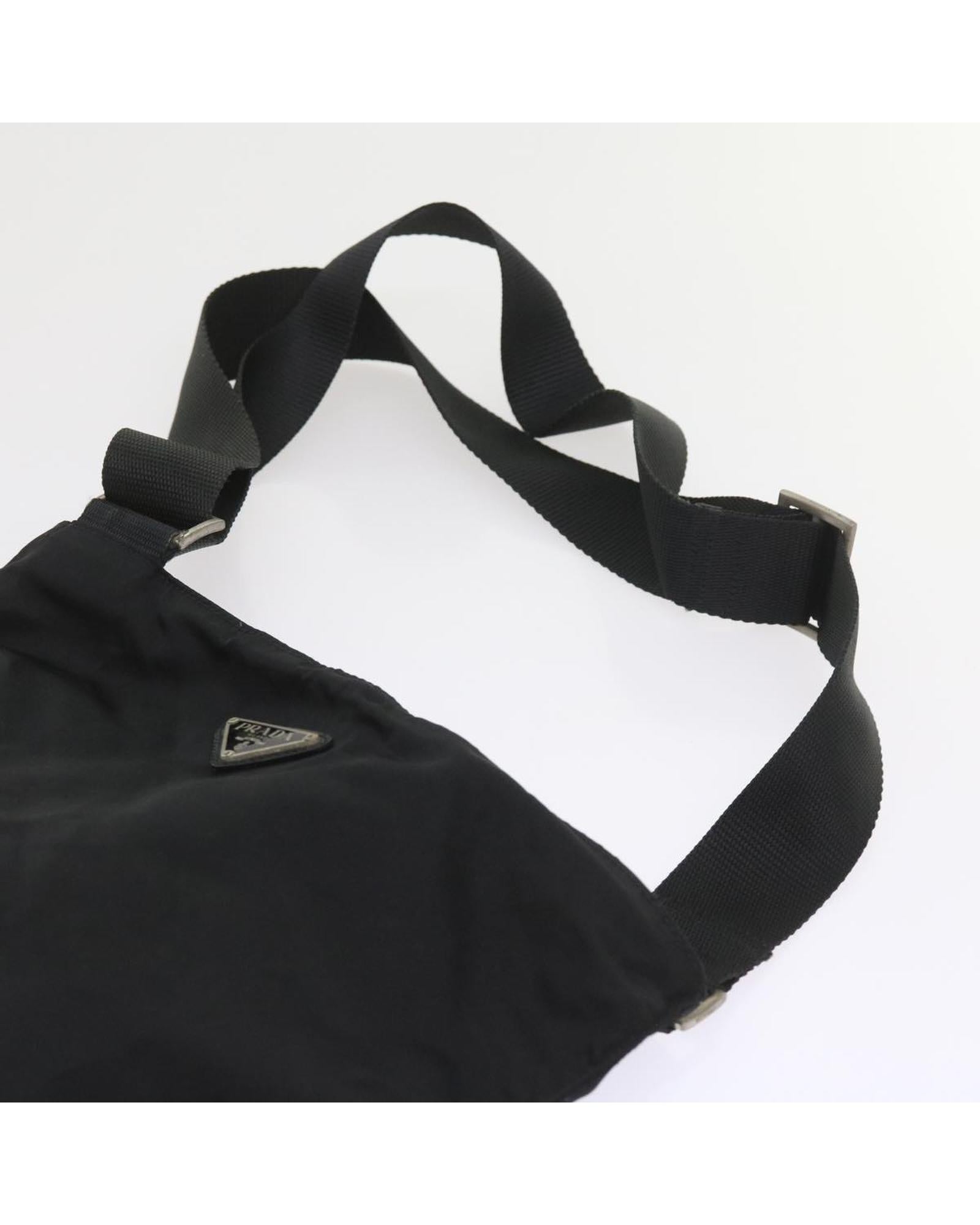 Stylish Black Nylon Shoulder Bag for Women & Men - Lightweight Durable Crossbody Purse - Perfect for Travel, Work & Everyday Use