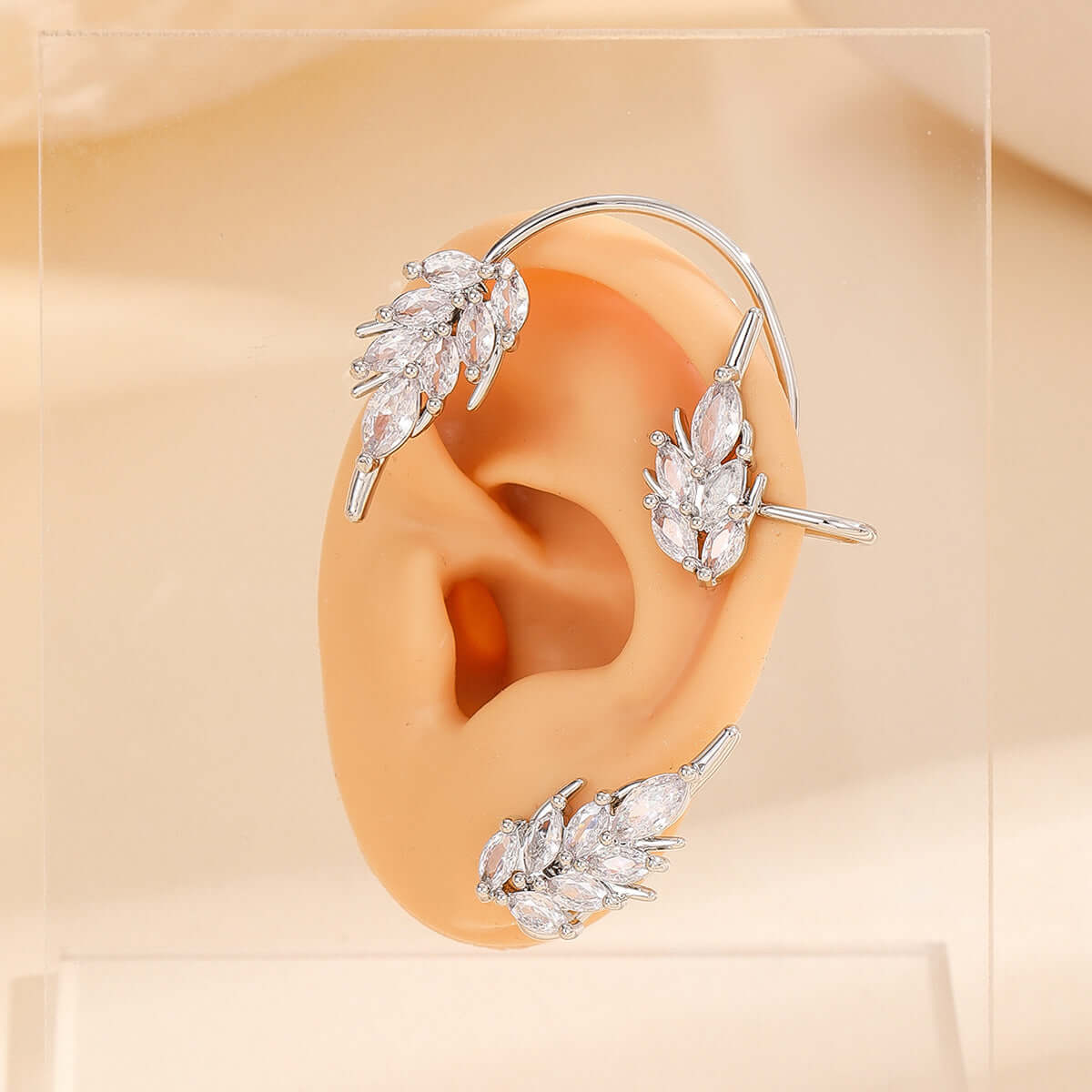 Leaf Vine Elf Clip Ear Wrap Ear Cuff - Boho Silver Elf Ear Cuff Jewelry for Women | Perfect for Cosplay, Fantasy Costumes, and Everyday Boho Fashion Accessories