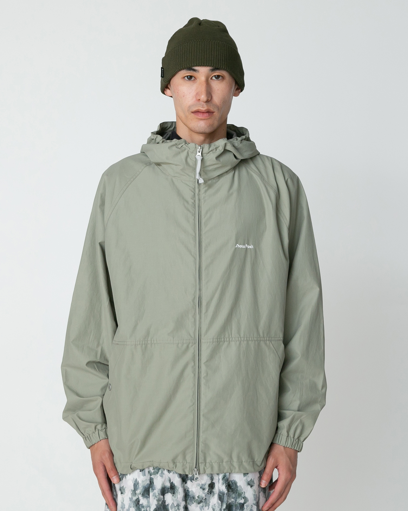 Lightweight Mountain Cloth Zip-Up Parka Jacket for Men & Women - Waterproof Windbreaker for Hiking, Camping & Outdoor Adventures