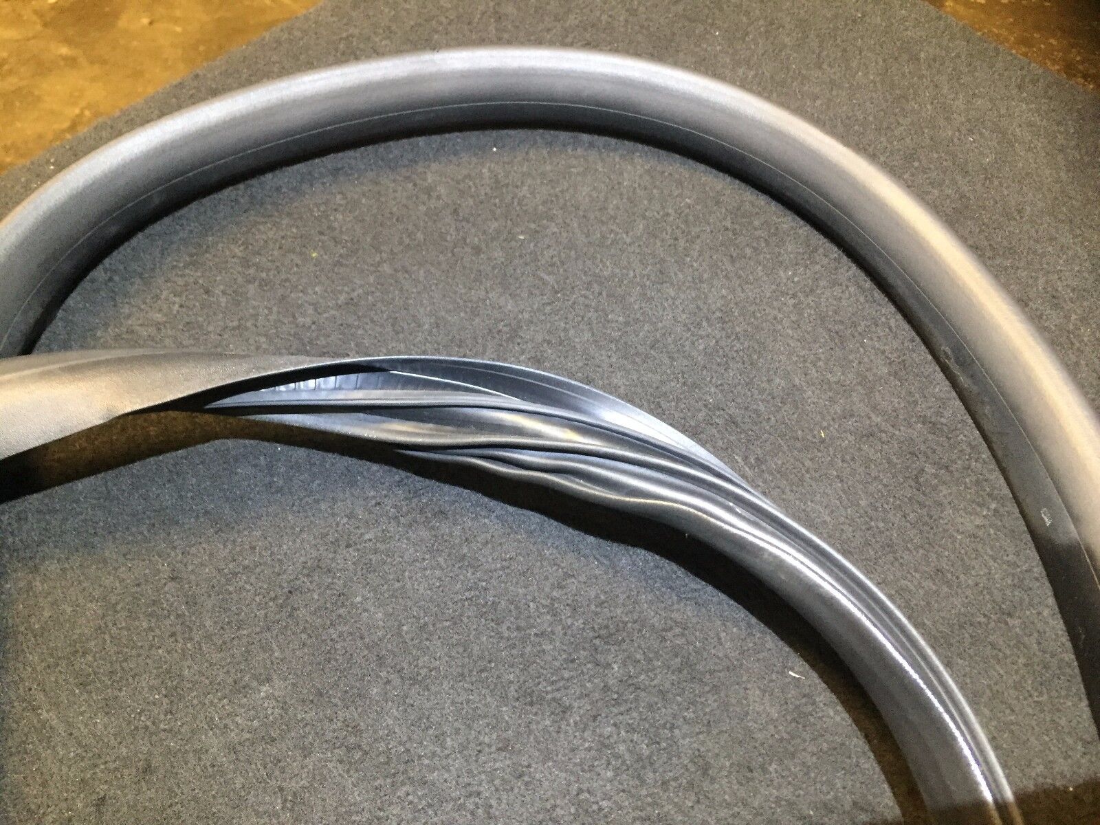 Genuine Volvo S40 T5 Rear Left Driver Side Door Weatherstrip Seal OEM 05-11 - Perfect for Weather Protection & Noise Reduction