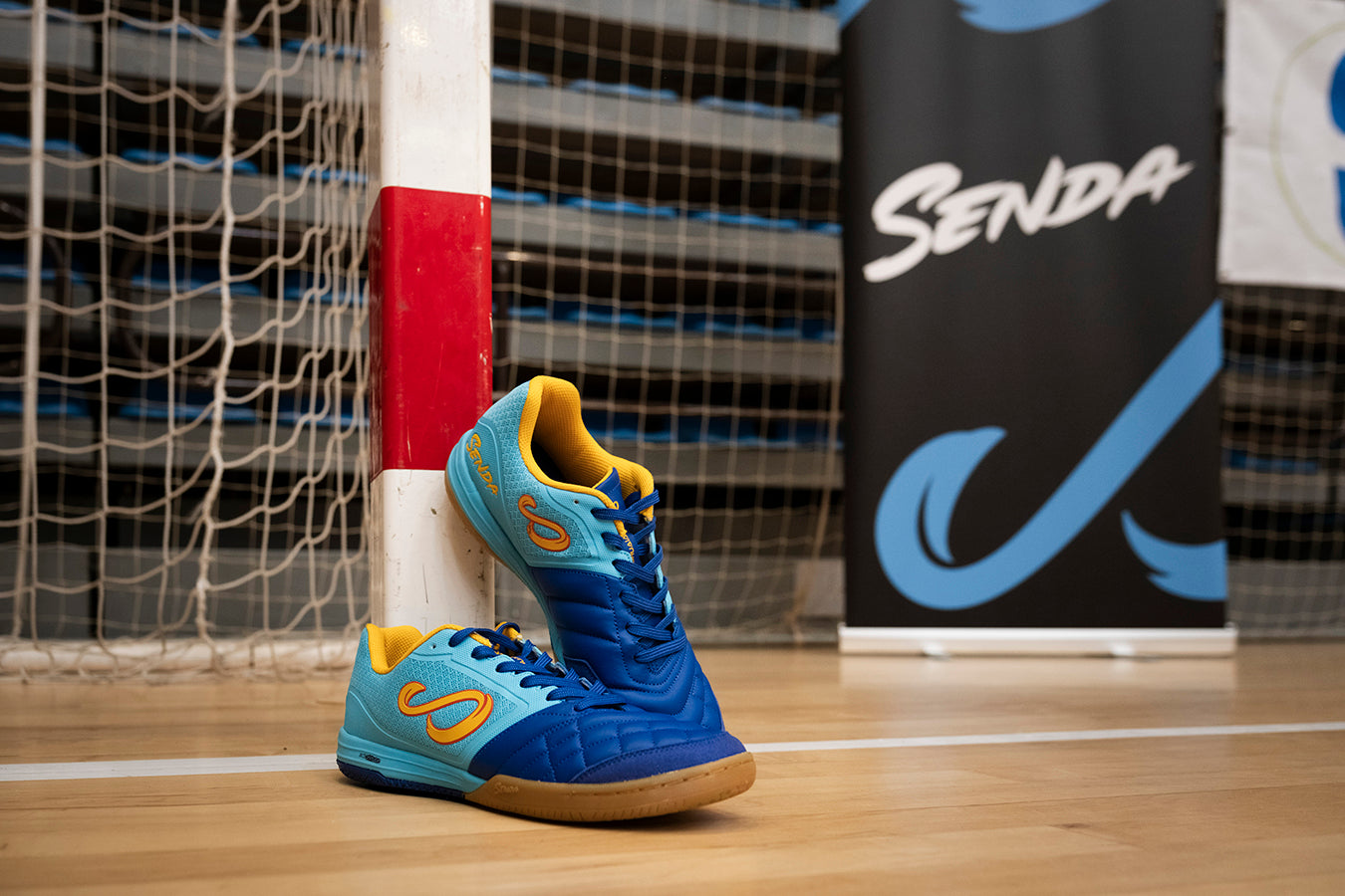 Senda Athletics USHUAIA Club 2.0 Futsal Soccer Shoes for Men & Women - Lightweight Indoor Football Cleats with Non-Marking Sole in Blue/Yellow - Perfect for Futsal, Indoor Soccer, and Court Sports