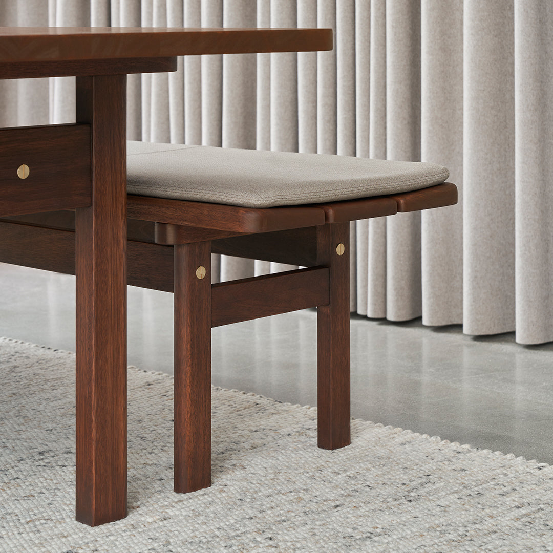 BM0700 Asserbo Bench - Modern Wooden Bench for Living Room, Bedroom & Entryway - Sturdy & Stylish Home Decor Furniture for Indoor Use