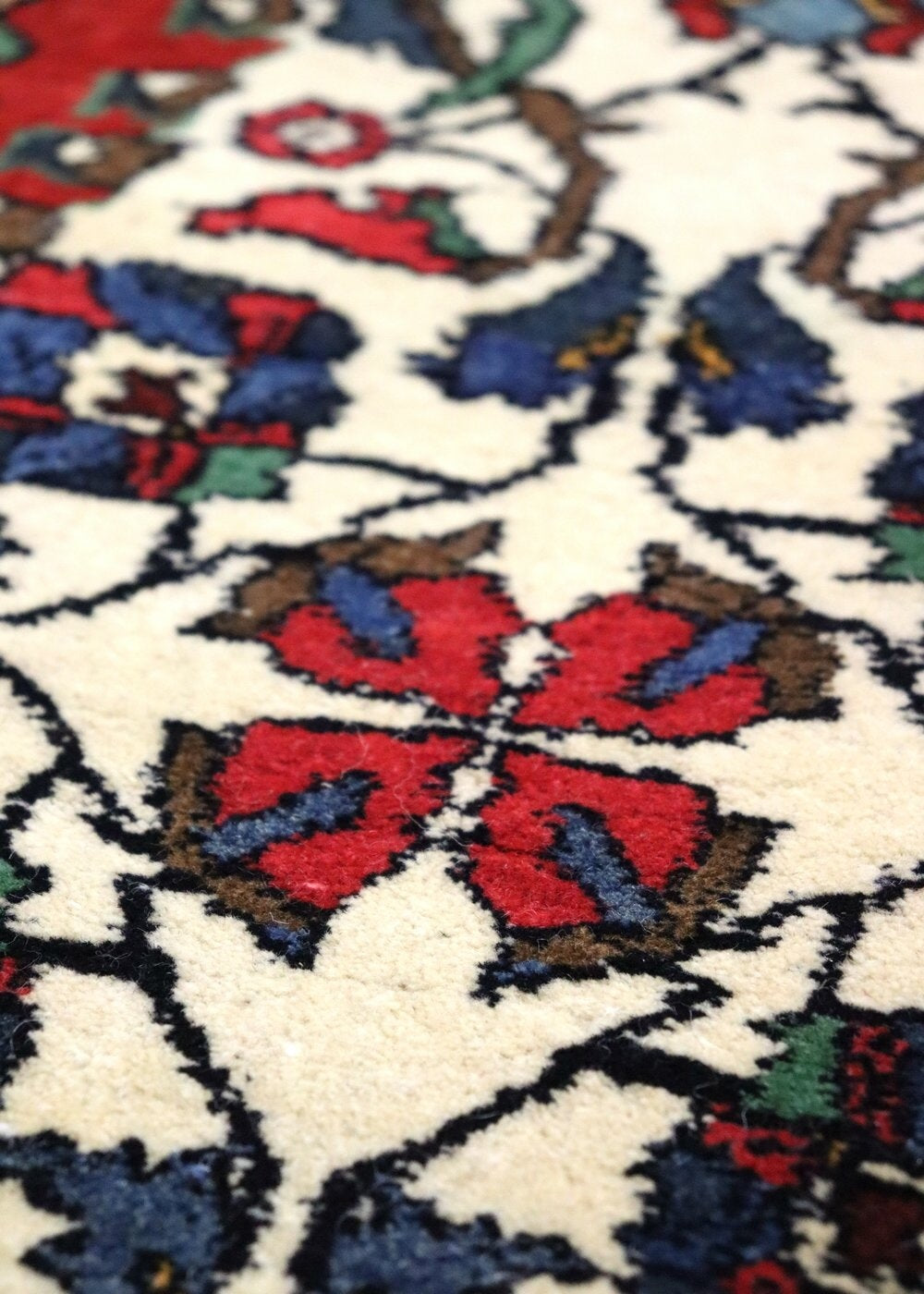Handwoven Antique Bijar Traditional Persian Rug JF8585 - Perfect for Living Room, Bedroom & Home Decor