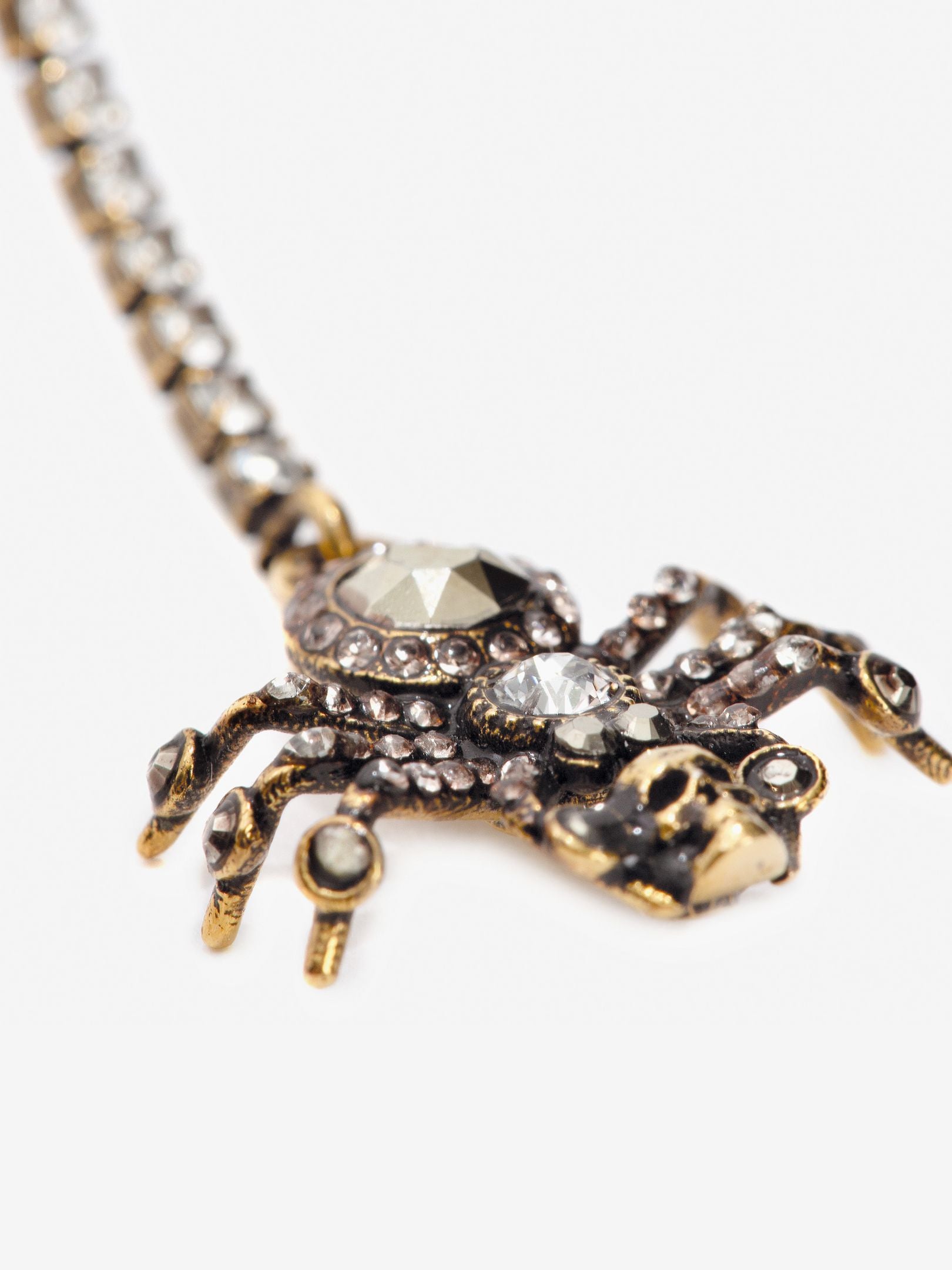 Elegant Gold Spider Chain Earrings for Women - Gothic Jewelry for Halloween, Cosplay & Unique Fashion Accessories