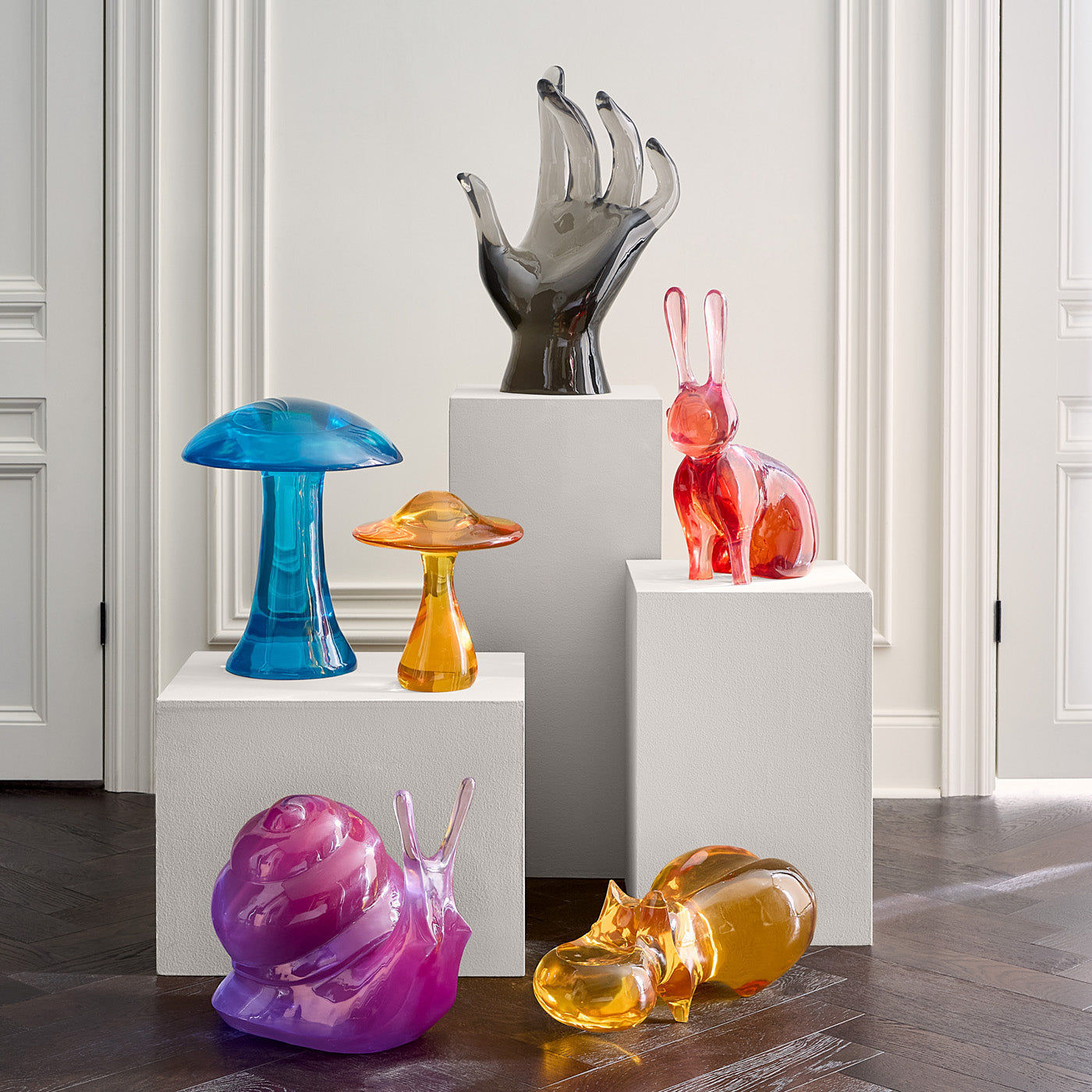 Acrylic Hand Sculpture - Modern Home Decor & Art Display - Perfect for Living Room, Office, or Gift Giving