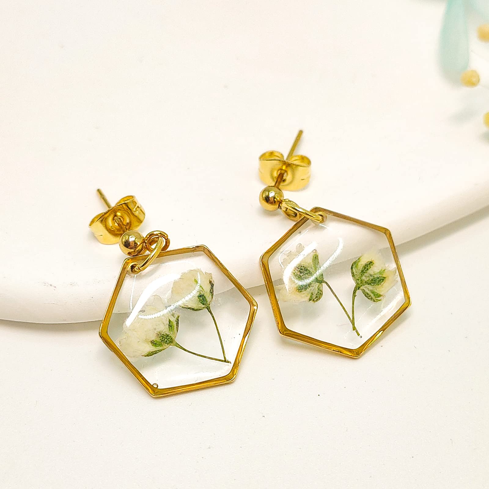 Handmade Pressed Flower Earrings for Women - Unique Baby's Breath Floral Studs with Gold Accents, Resin Drop Dangle Earrings, Symbol of Love & Innocence - Perfect Gift for Her, Bridesmaids, Mother's Day & Everyday Boho Chic Outfits