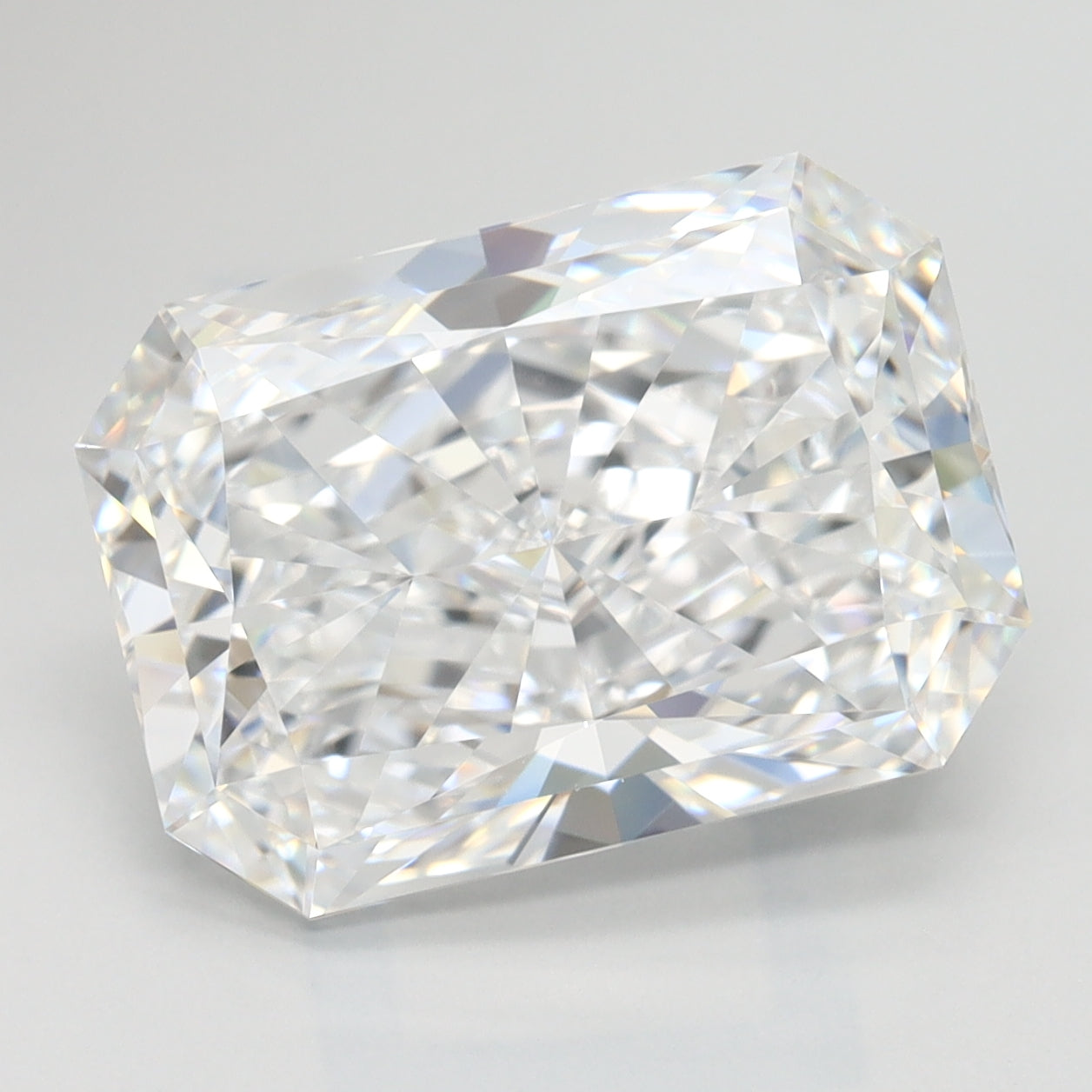 5.05 Carat Radiant Cut Lab Grown Diamond - GIA Certified | Eco-Friendly & Conflict-Free | Perfect for Engagement Rings & Anniversary Gifts