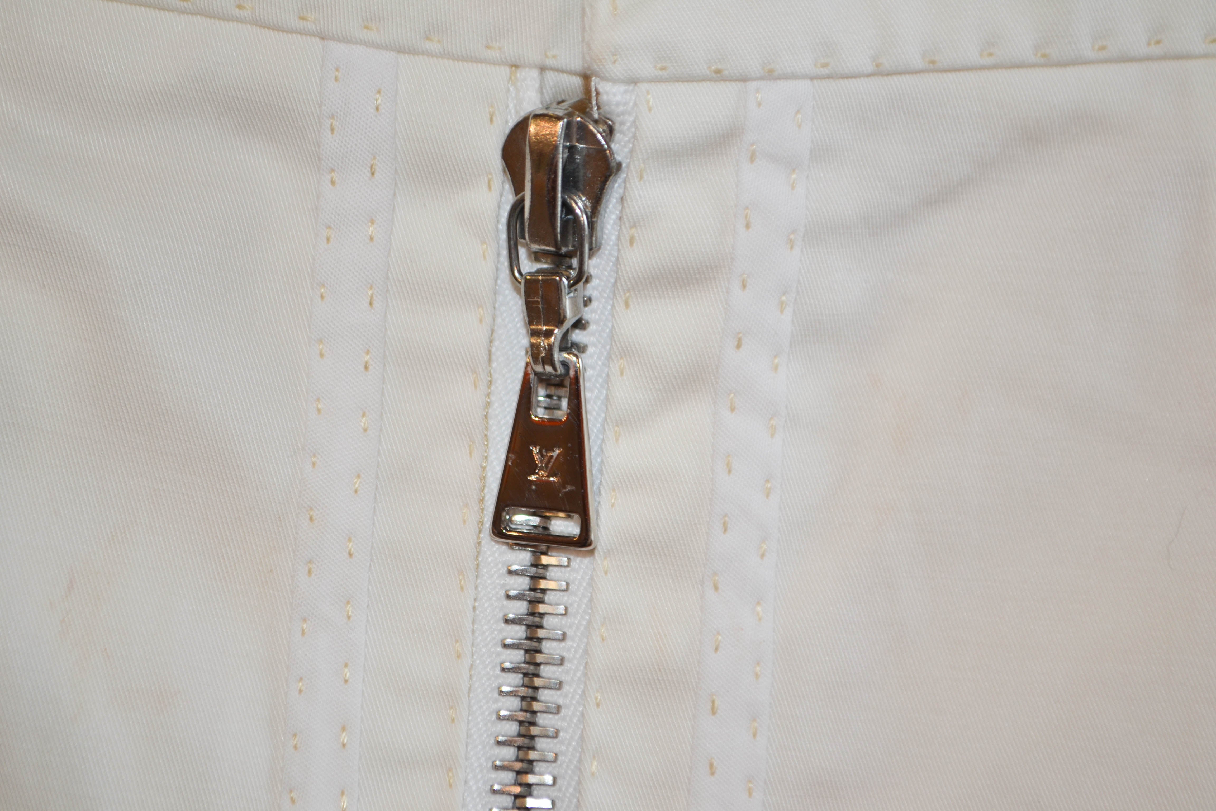Authentic Louis Vuitton Women's White Skirt Size 36 - Luxury Designer A-Line Skirt for Women, Perfect for Parties, Weddings & Office Wear