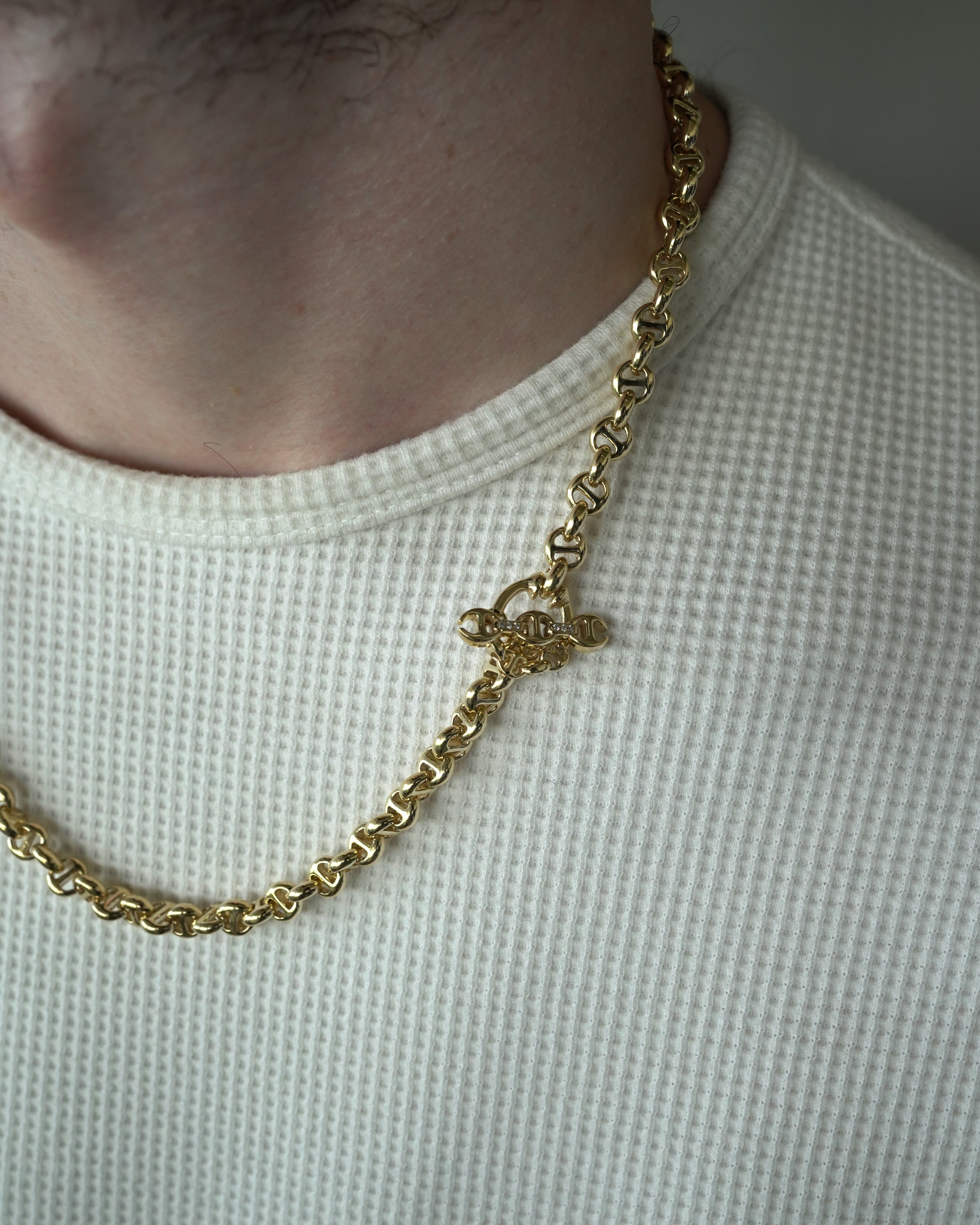5MM 18K Yellow Gold Open Link Necklace with Diamond Toggle Clasp - Elegant Layering Piece for Women, Perfect for Weddings, Anniversaries & Special Occasions