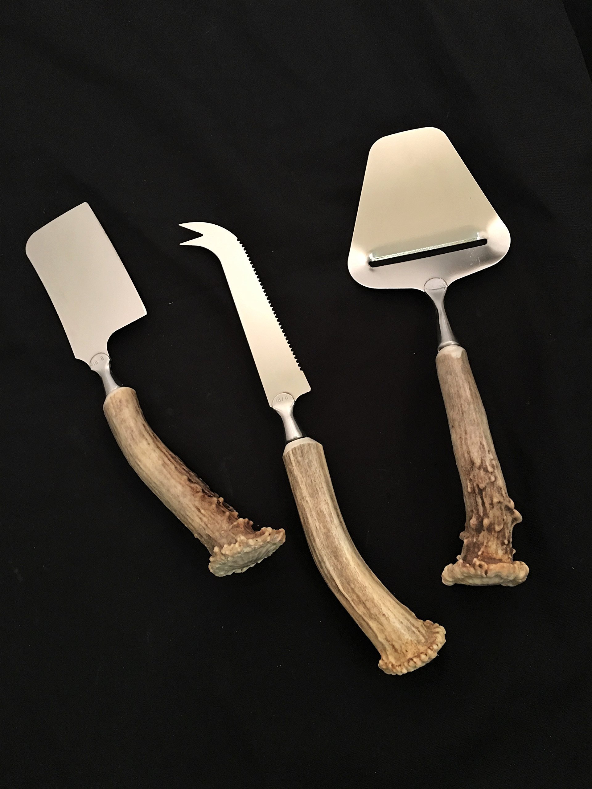 6-Piece Antler Handle Cheese Knife Set - Stainless Steel Blades with Wooden Stand - Perfect for Charcuterie Boards, Wine Parties & Gourmet Cheese Platters