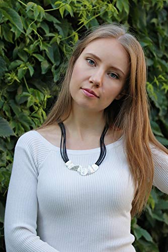 Trendy Black Leather Choker Necklace for Women - Gothic Punk Chain Necklace Jewelry for Party, Date Night & Everyday Wear
