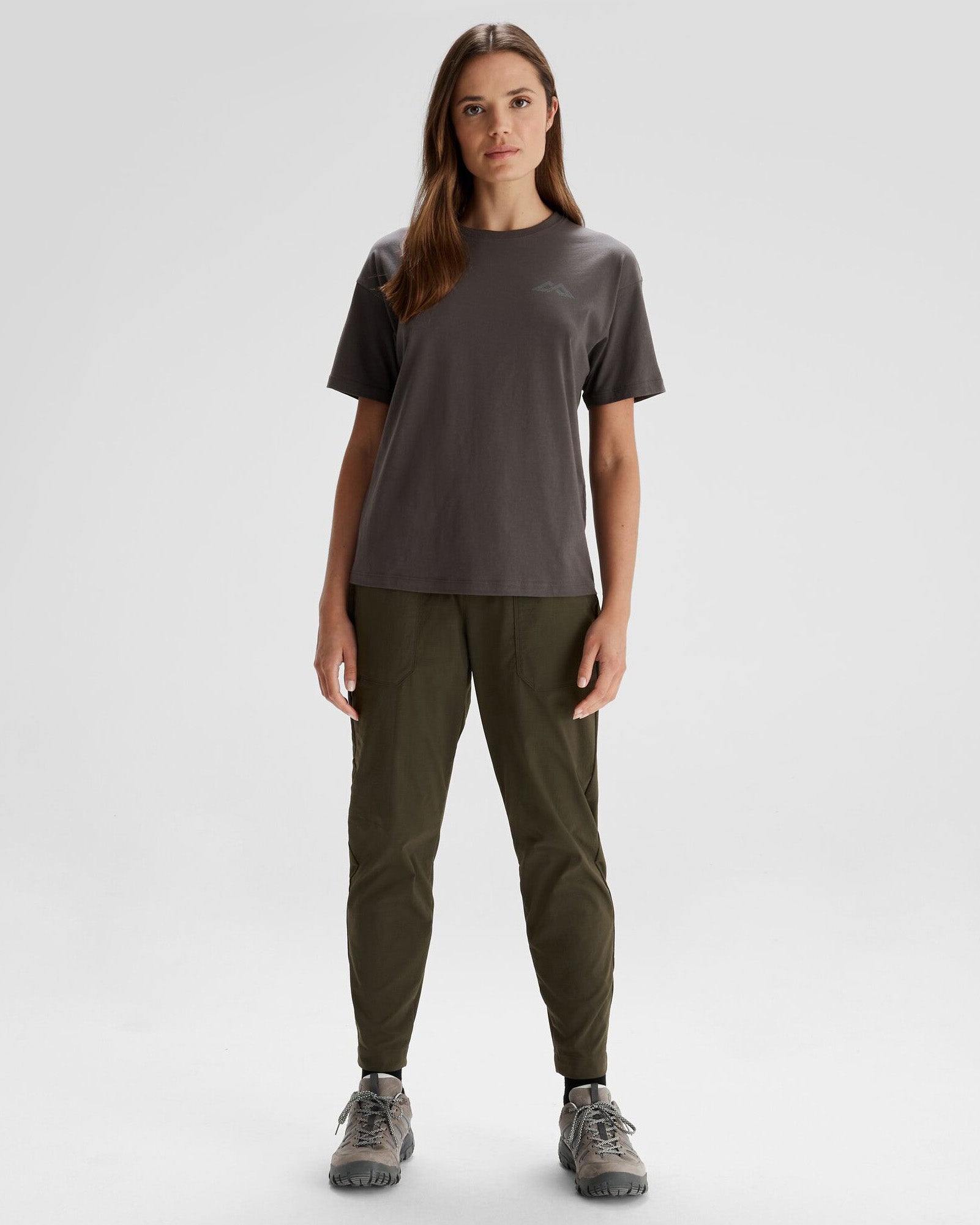 Simon Beck Women's Organic Cotton T-Shirt | Soft & Breathable Metal Print Tee | Perfect for Casual Wear, Workouts & Everyday Outfits