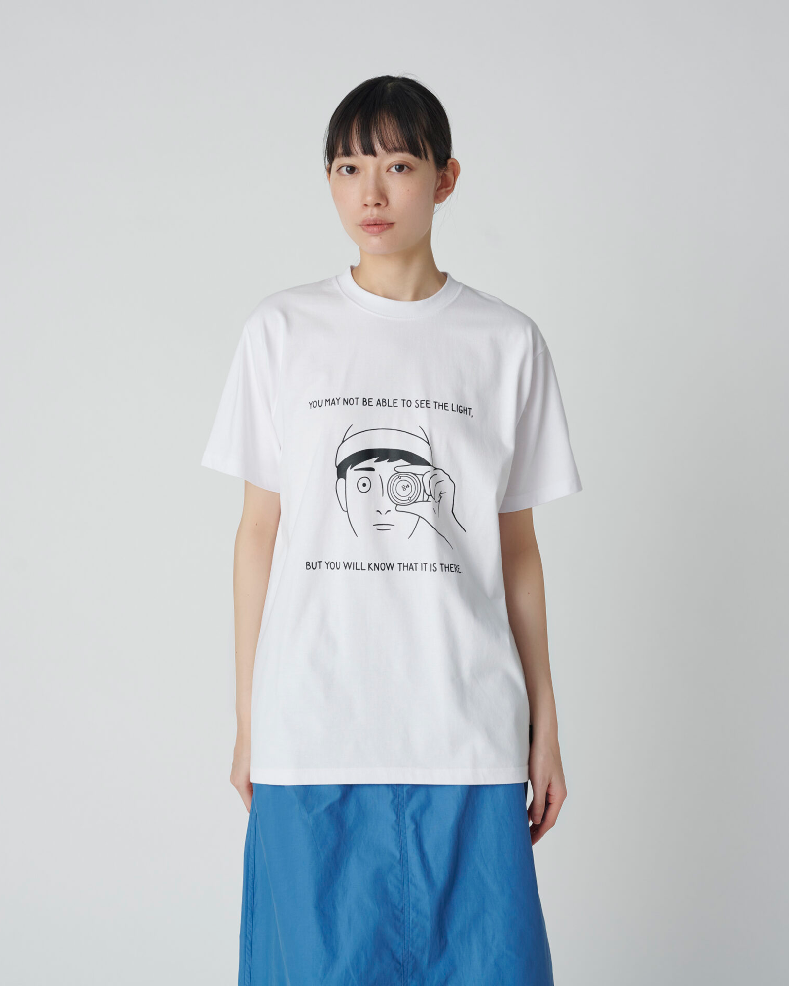 Lantern Eye Graphic T-Shirt for Men & Women - Trendy Vintage Style Tee for Casual Wear, Street Fashion & Everyday Outfits