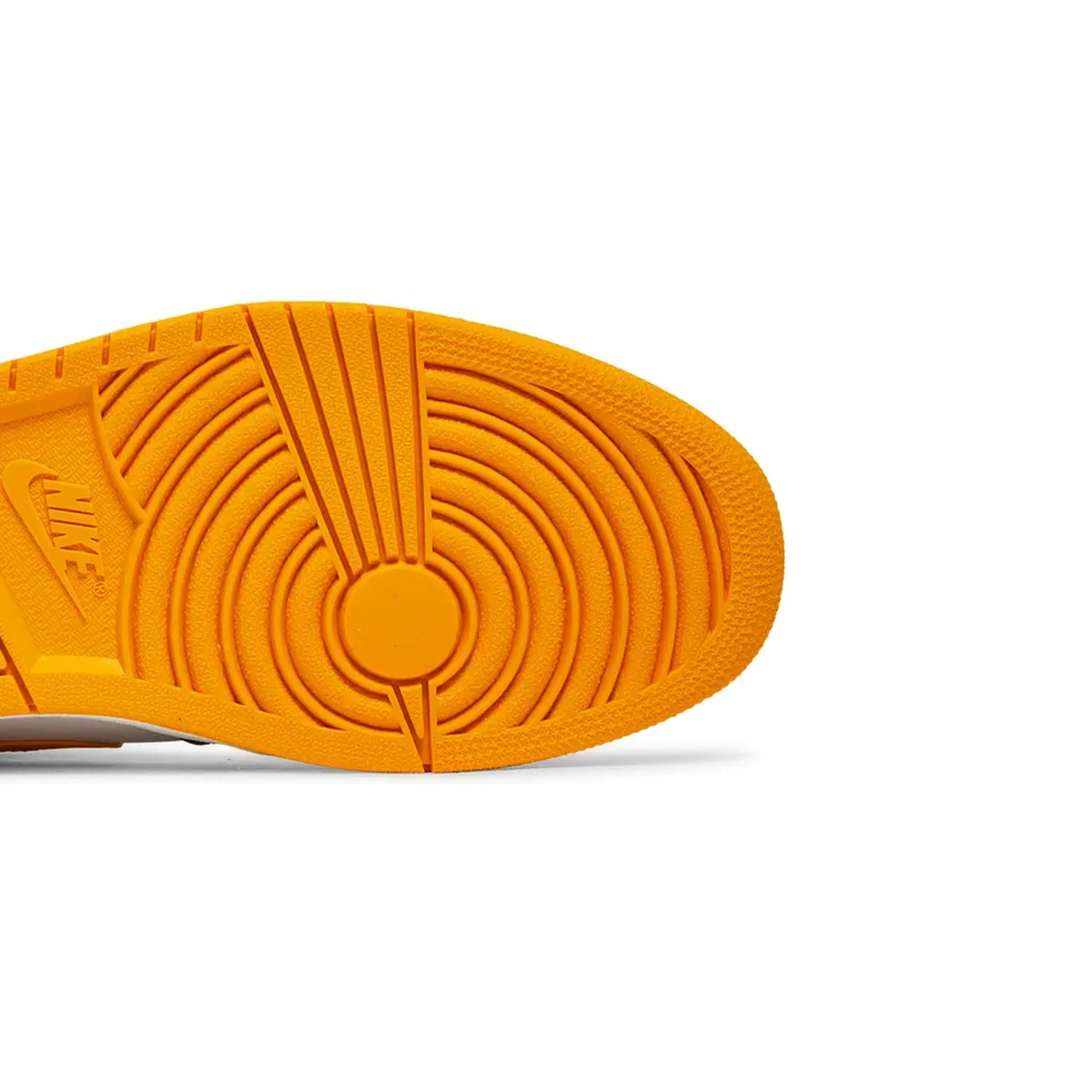 Air Jordan 1 Mid Retro 'Sonics' Sneakers (2013) - Men's Basketball Shoes for Casual Wear & Street Style