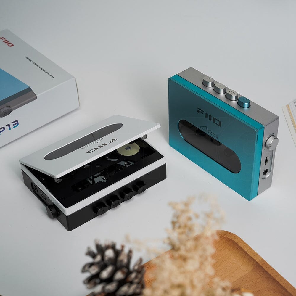 FiiO CP13 Portable Stereo Cassette Player with High-Fidelity Sound - Perfect for Music Lovers, Vintage Audio Enthusiasts & Home Recording - Ideal for Road Trips, Home Listening & Retro Music Collections