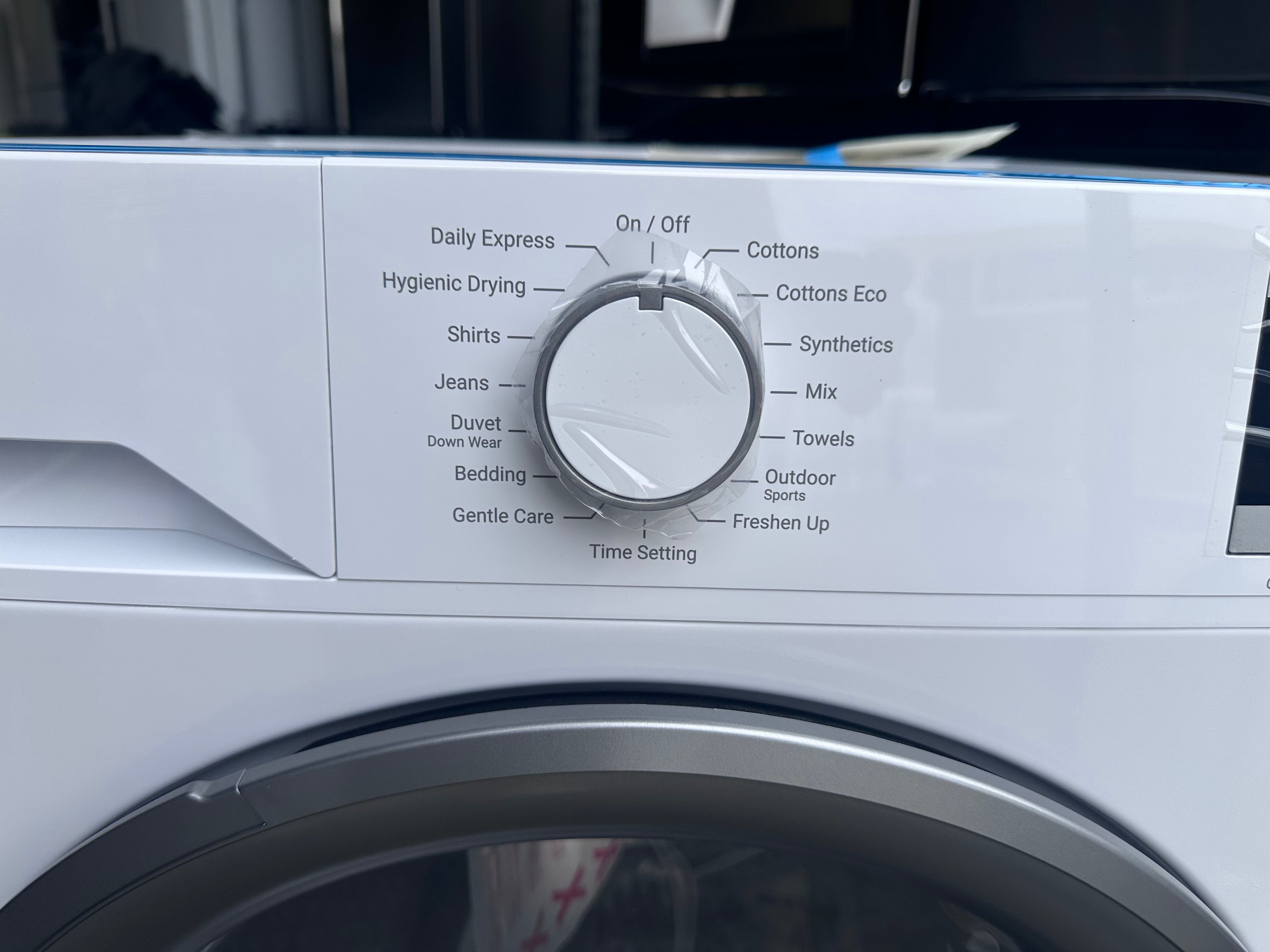 Brand New Altus 8kg Heat Pump Dryer ADP80W - Energy Efficient Made in Europe with 3 Year Warranty - Perfect for Apartments, Small Homes & Eco-Friendly Laundry Solutions